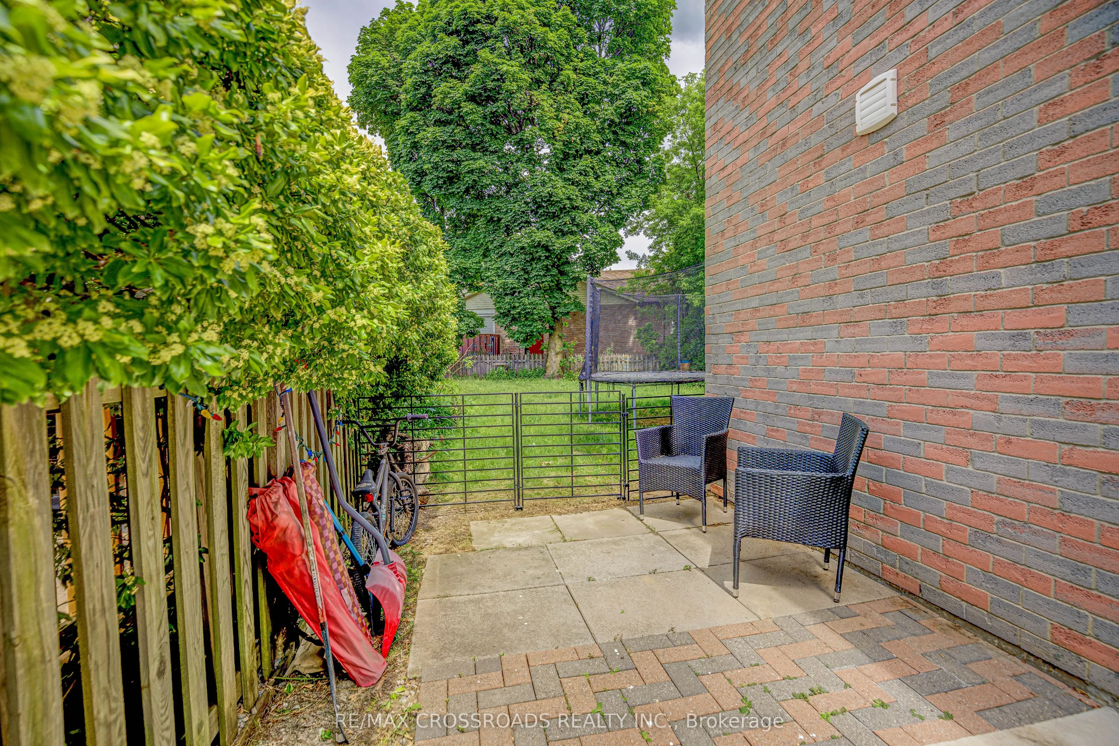2 Viceregal Court #(Basement)