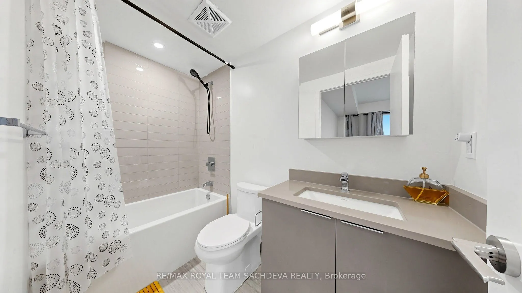 2031 Kennedy Road #2815
