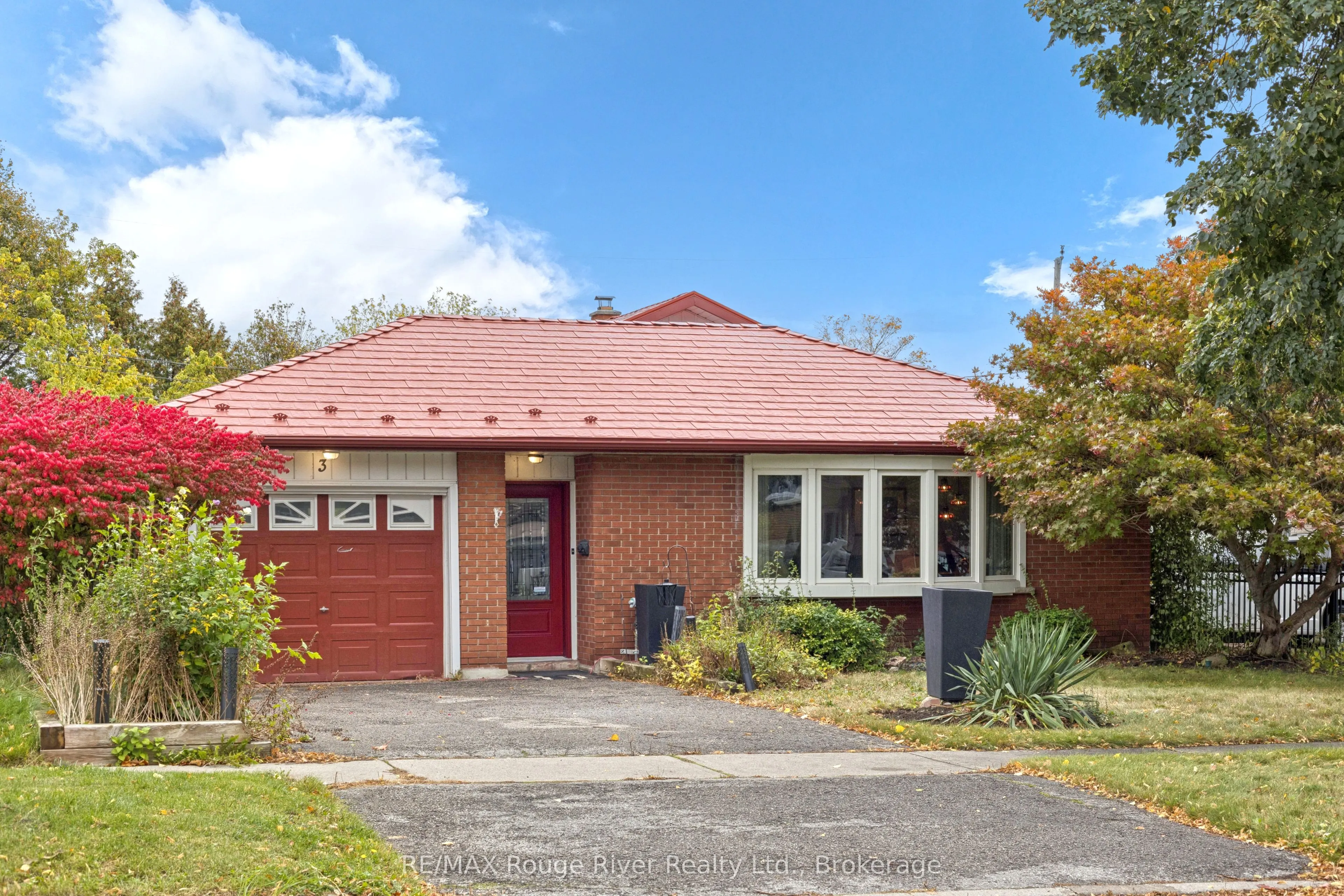 3 Heatherwood Road