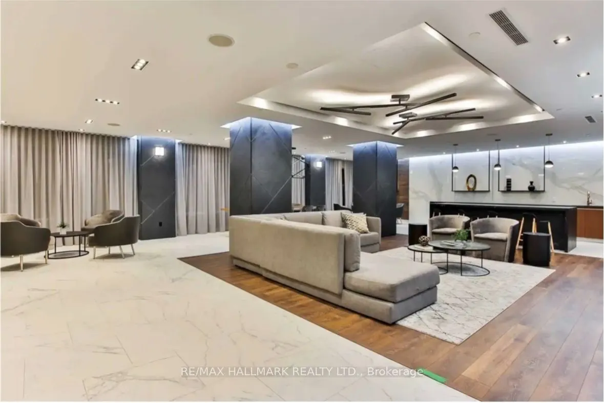 275 Village Green Square #1825
