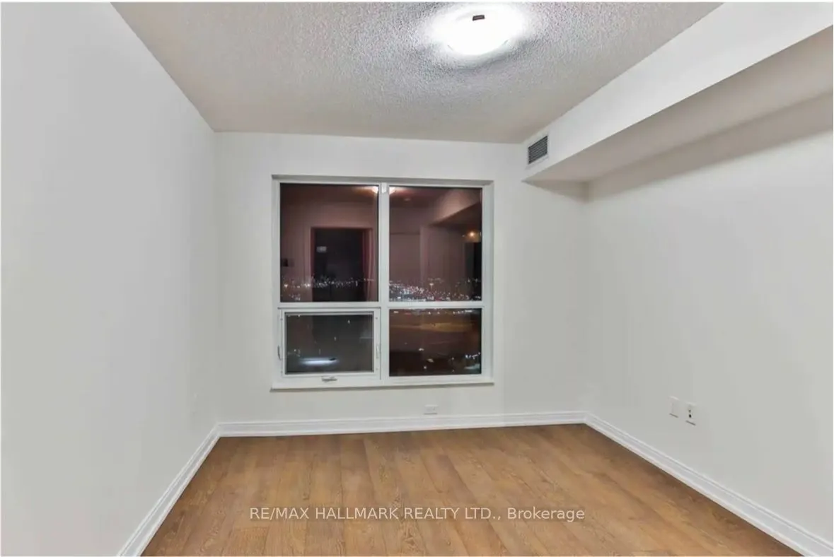 275 Village Green Square #1825