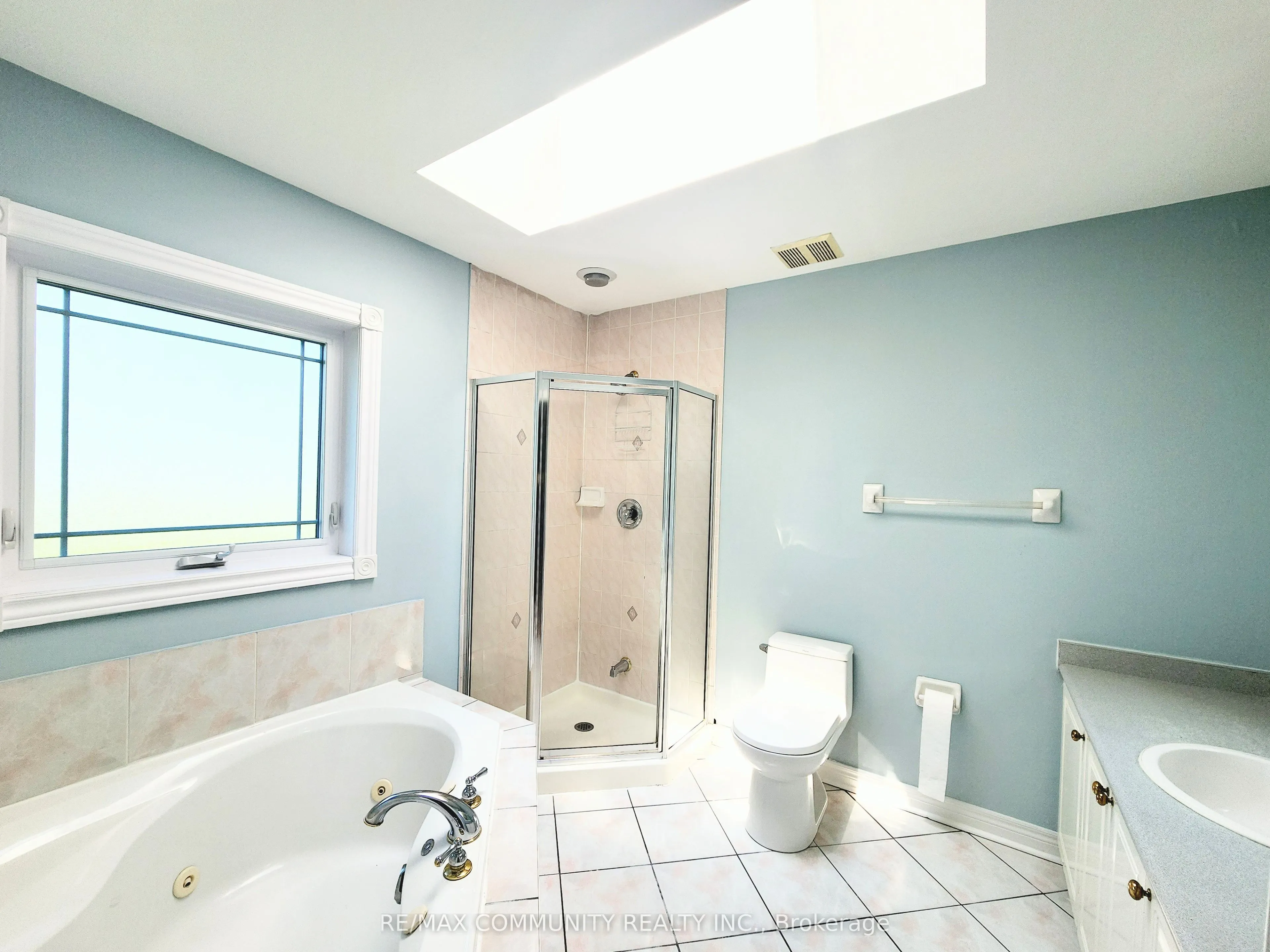61 Chartway Boulevard #Main