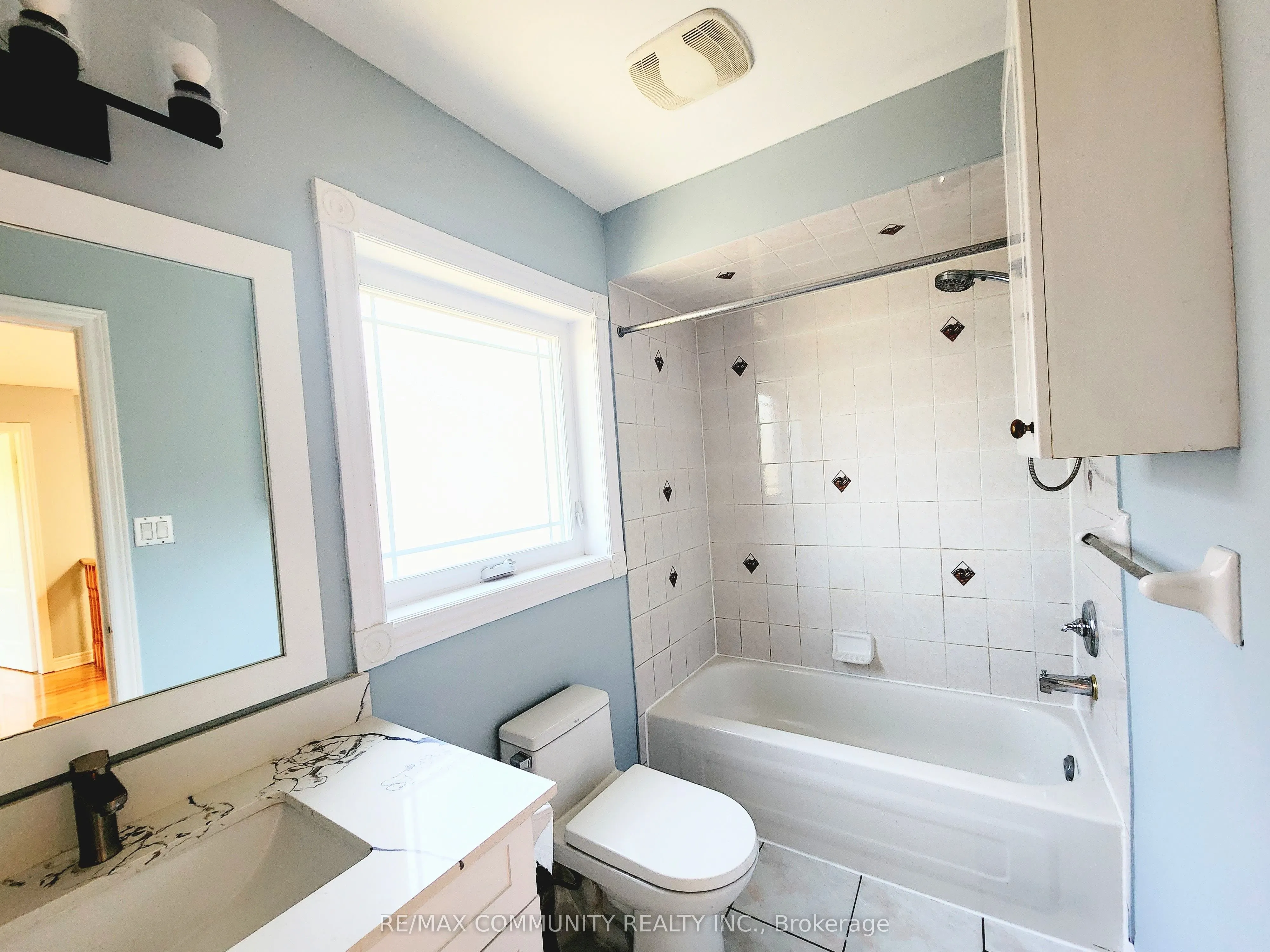 61 Chartway Boulevard #Main