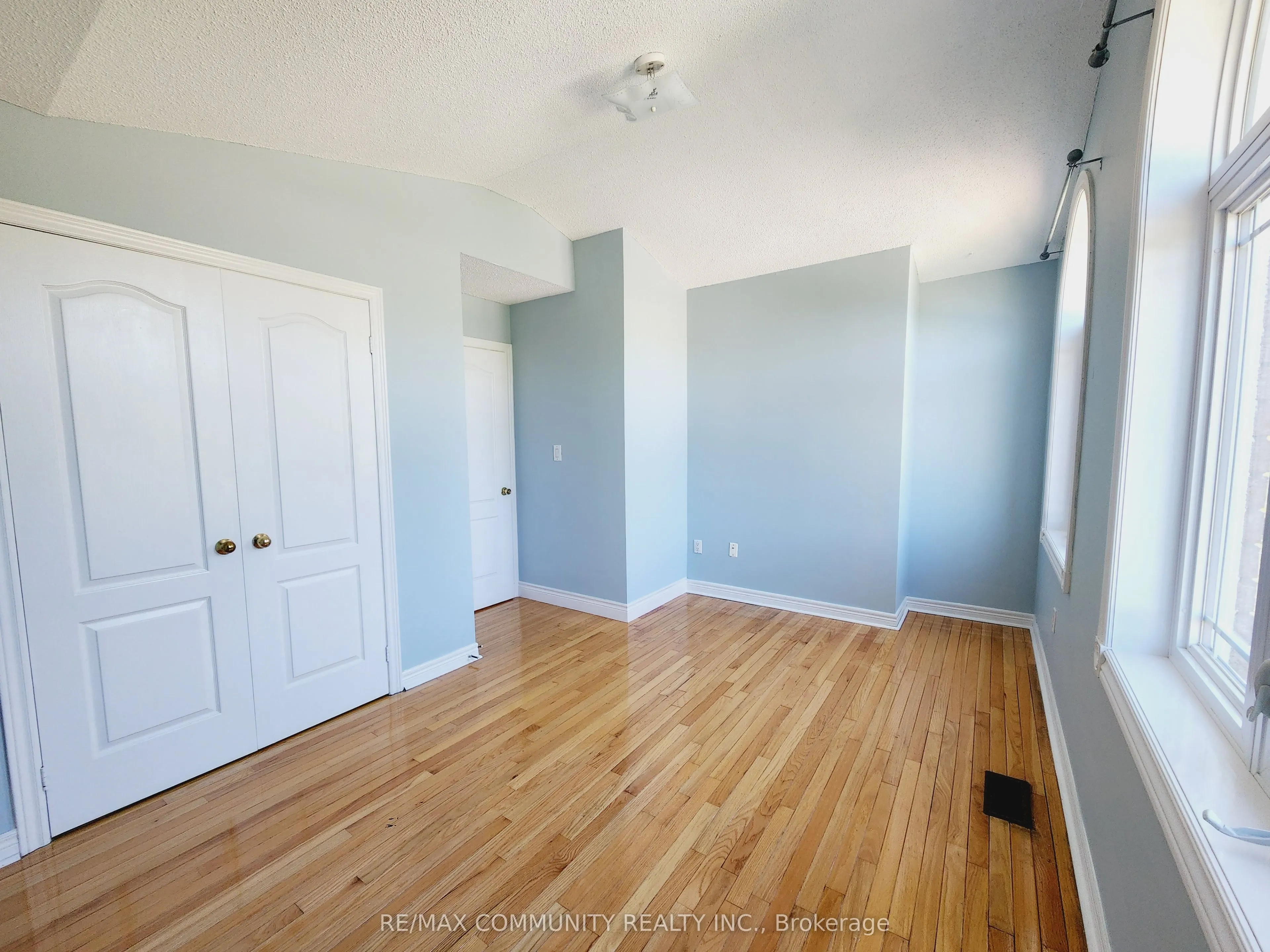 61 Chartway Boulevard #Main