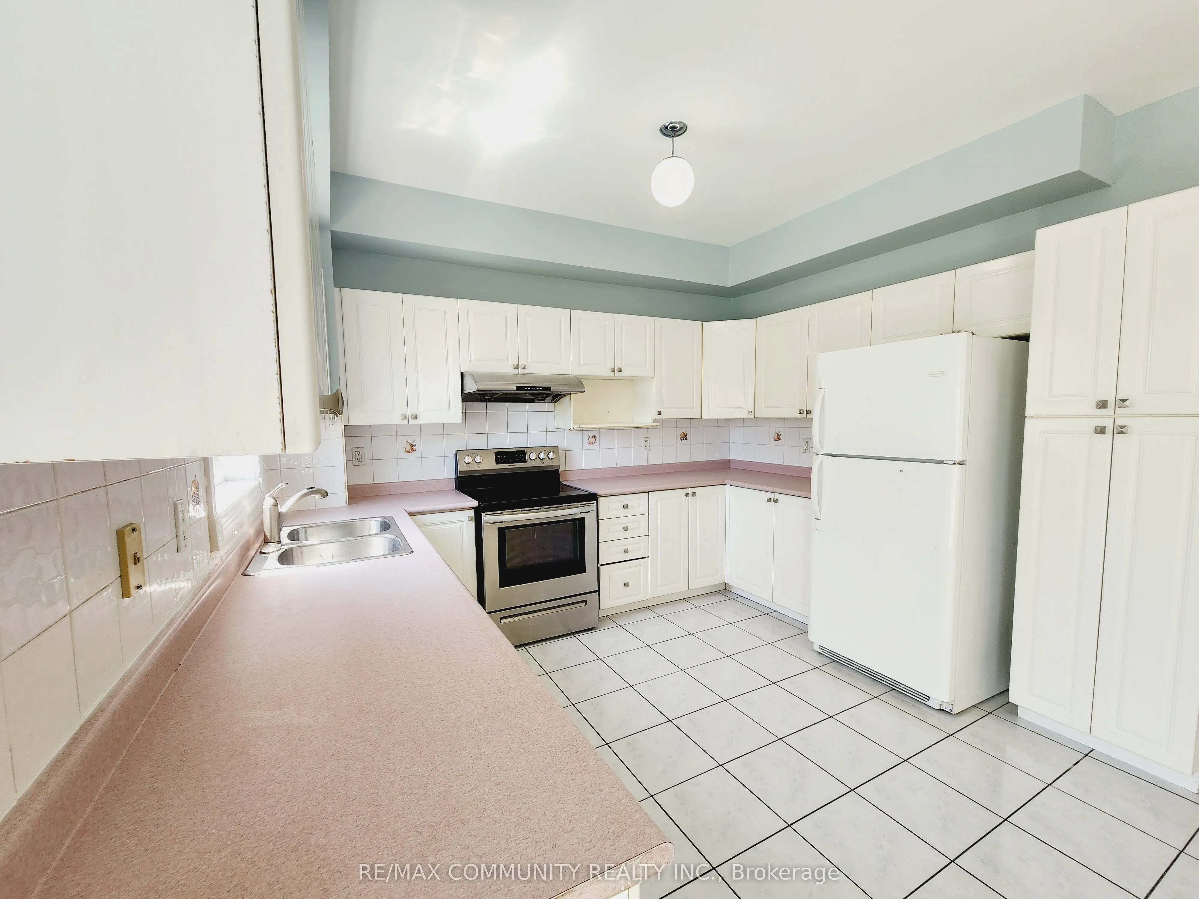61 Chartway Boulevard #Main
