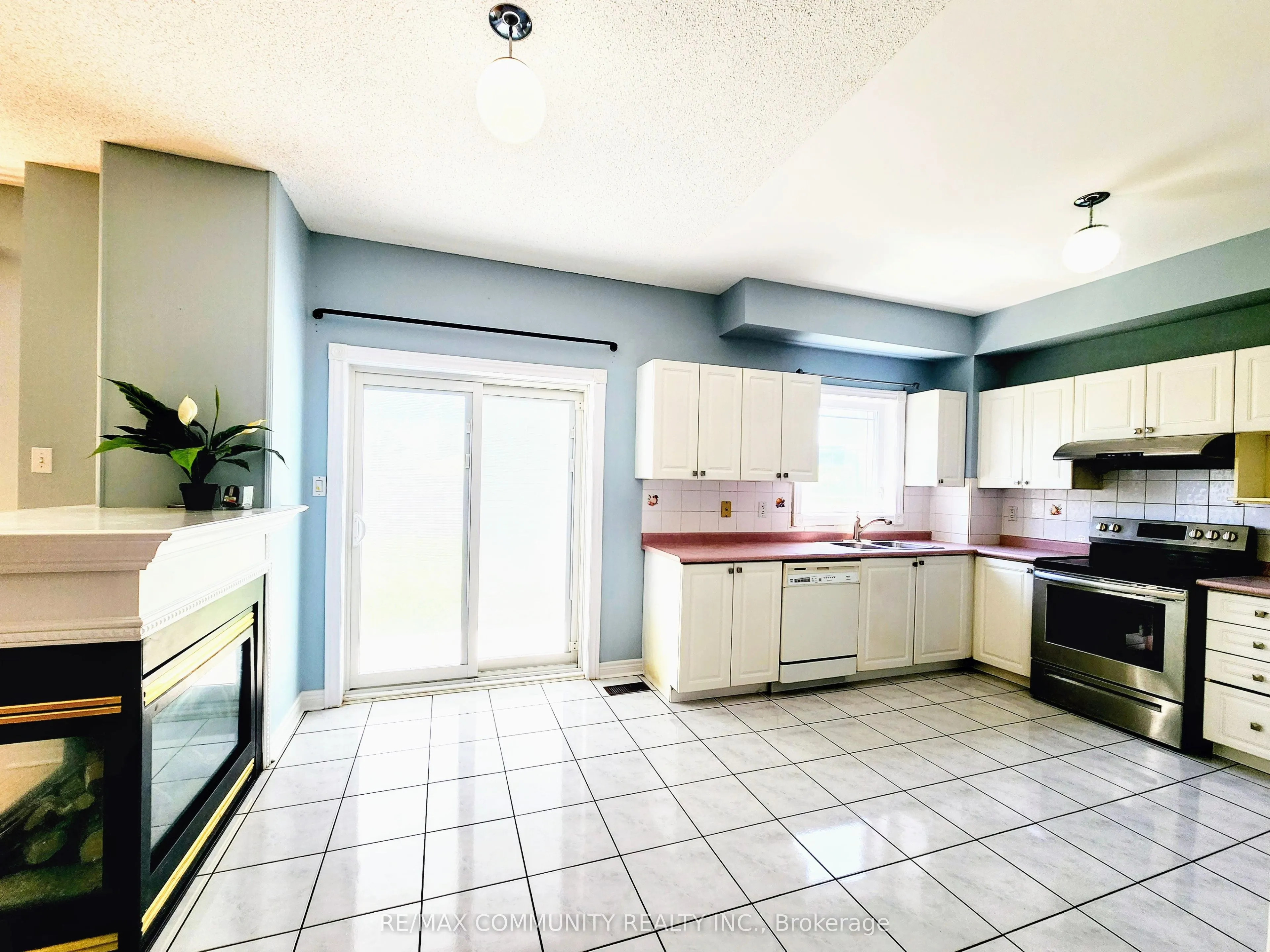 61 Chartway Boulevard #Main