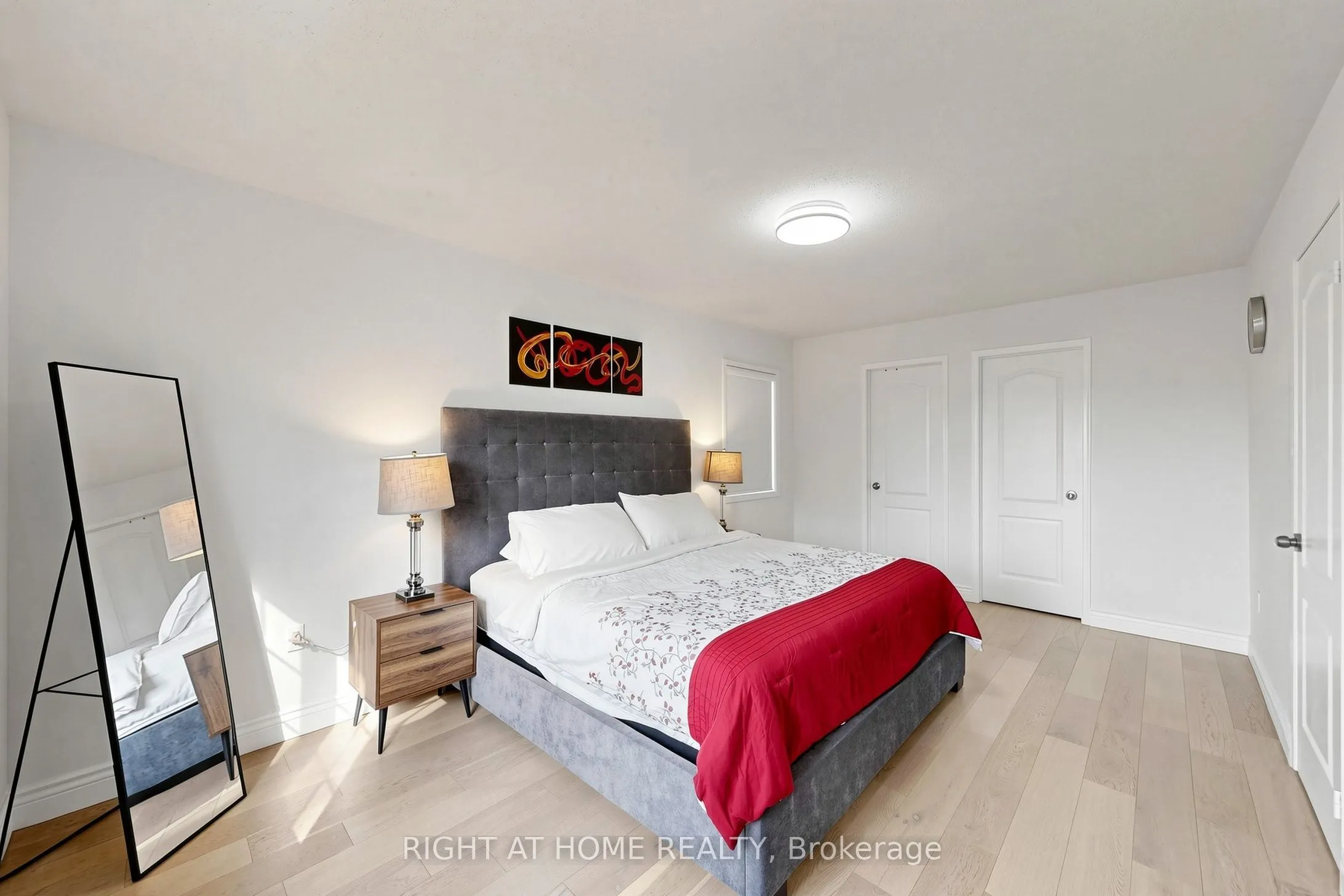 14 Grainger Crescent