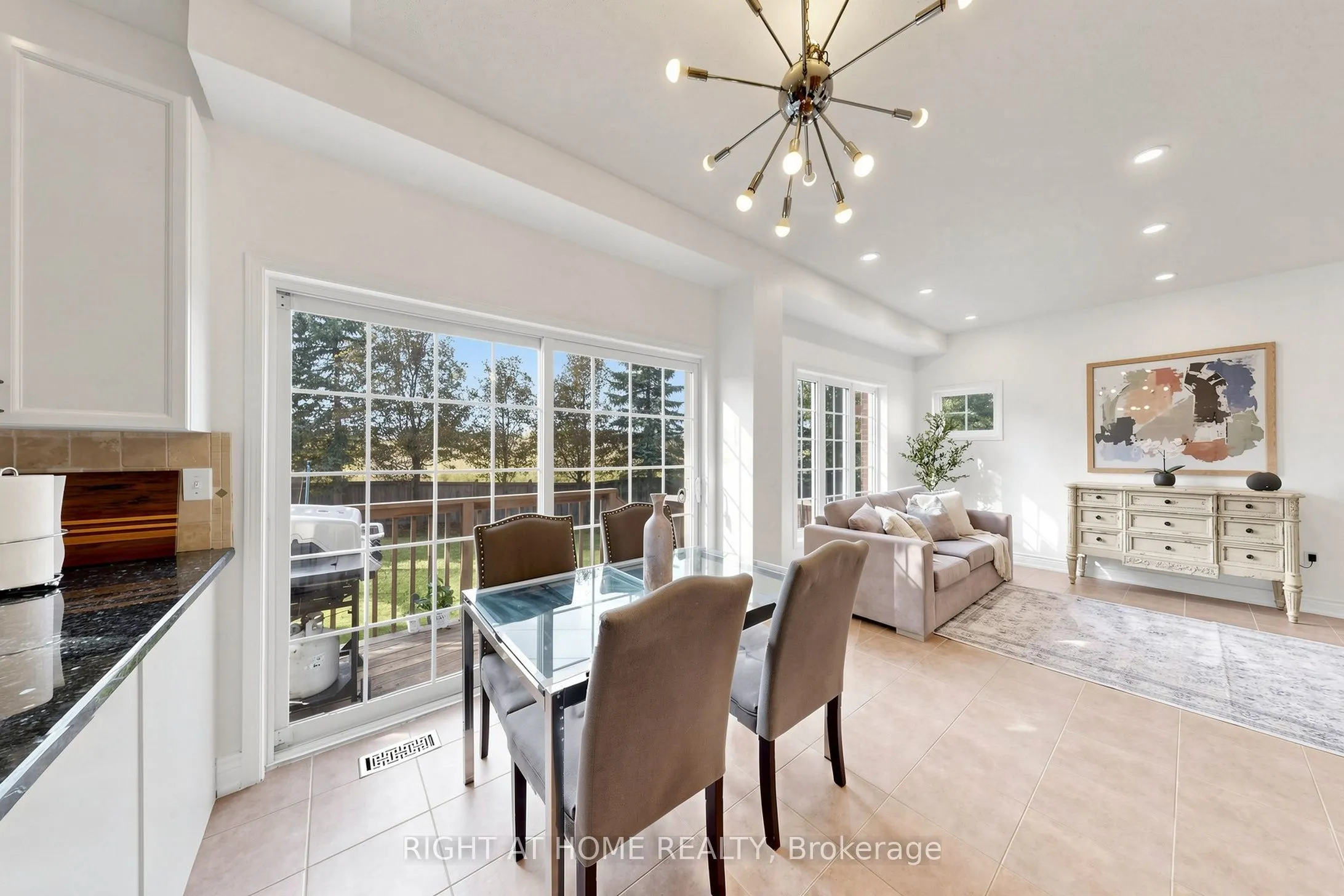 14 Grainger Crescent