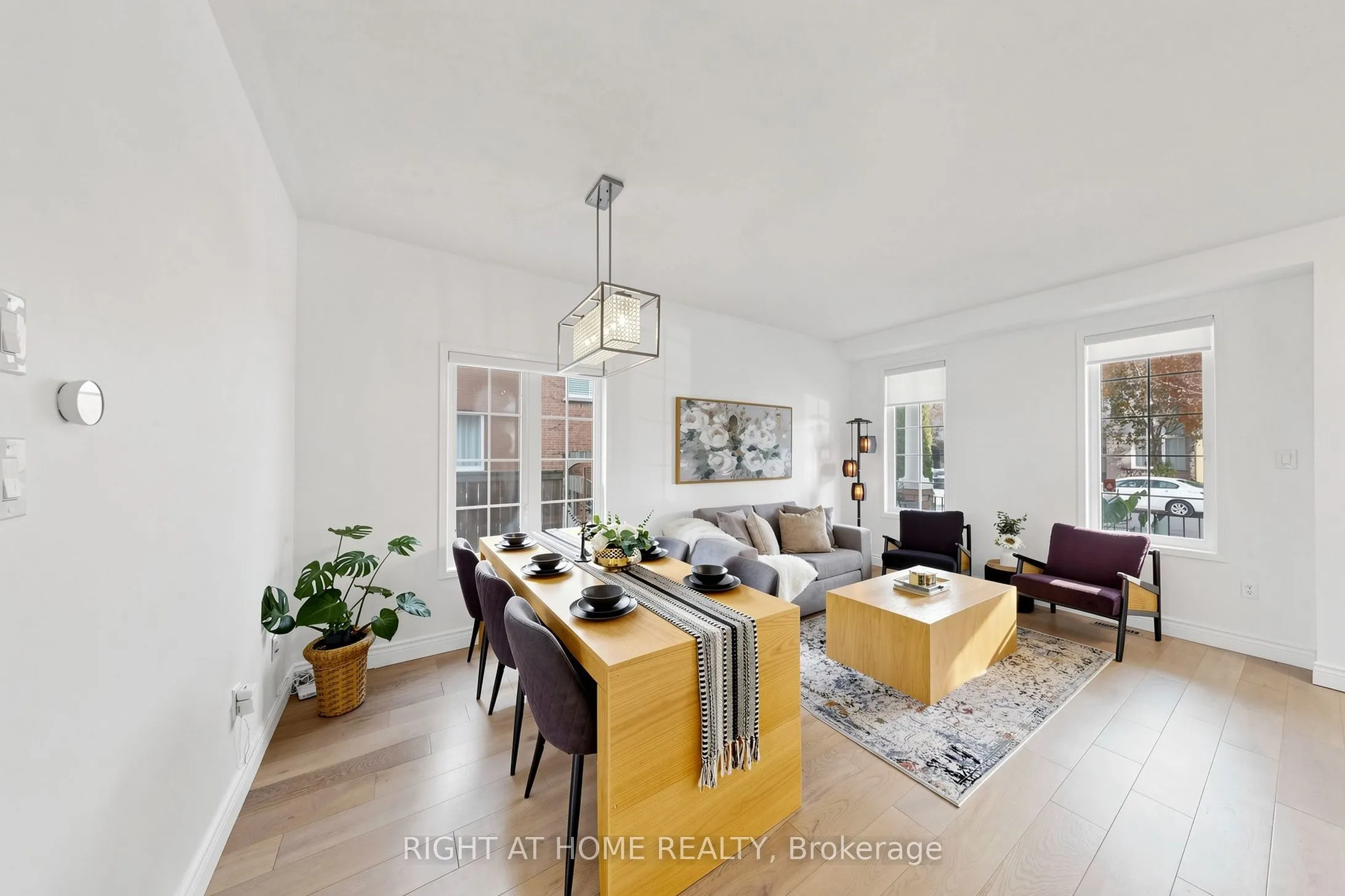 14 Grainger Crescent