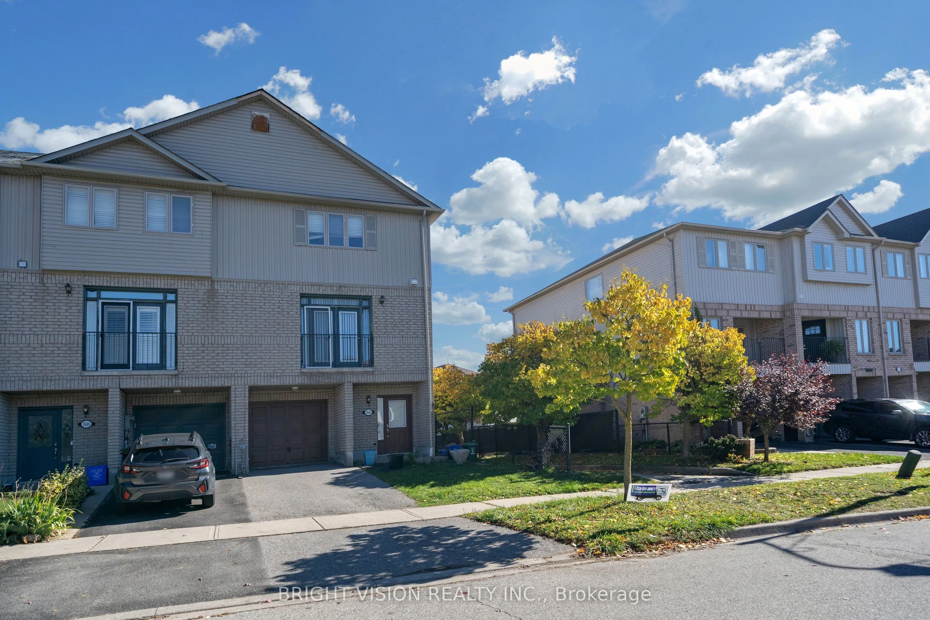 1543 Hummingbird Court