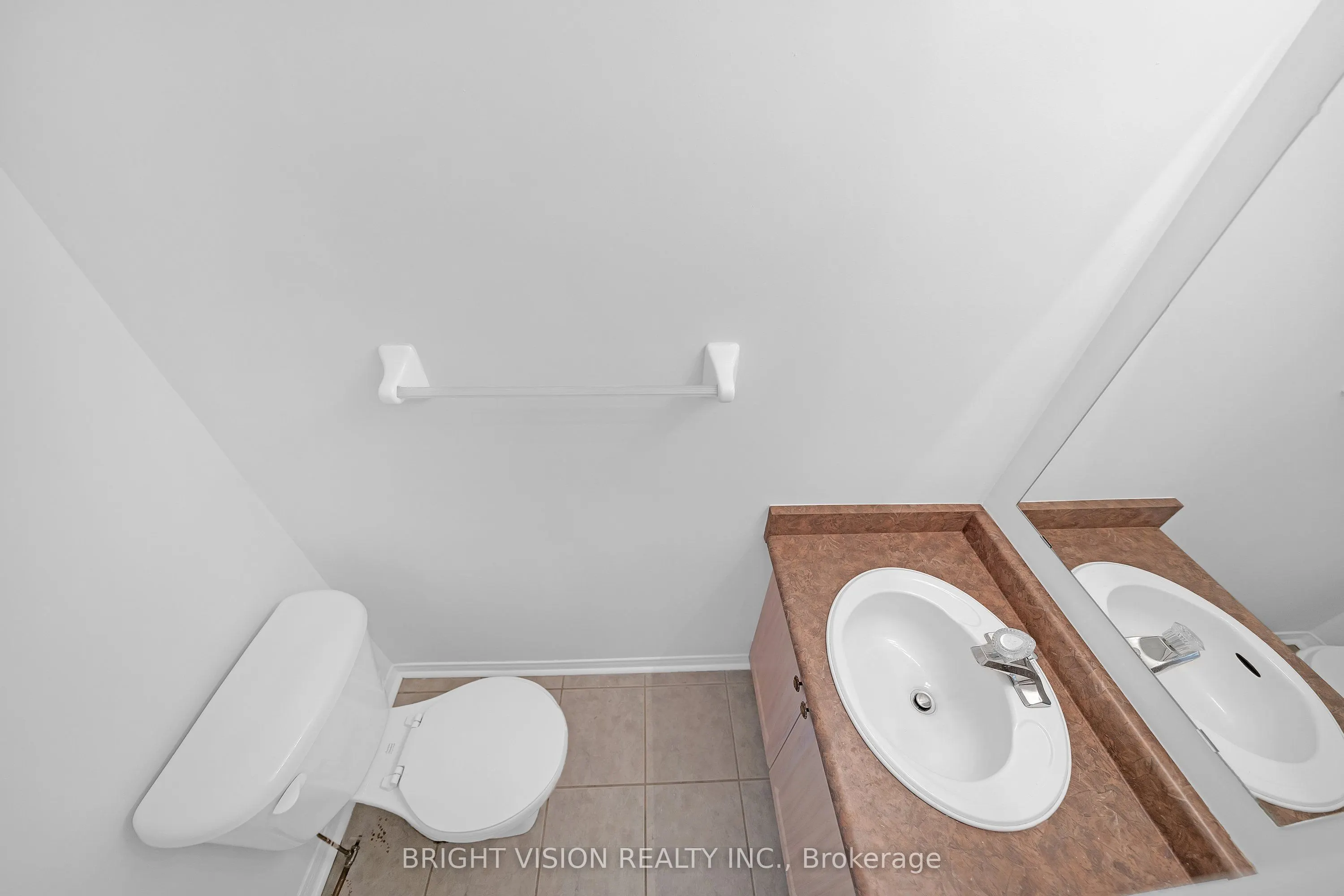 1543 Hummingbird Court