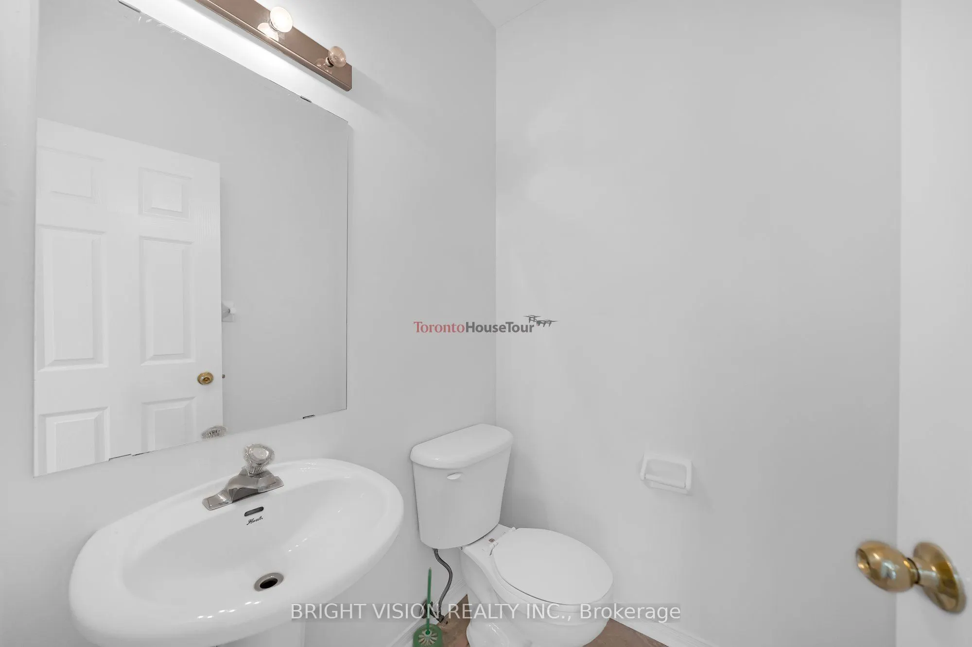 1543 Hummingbird Court