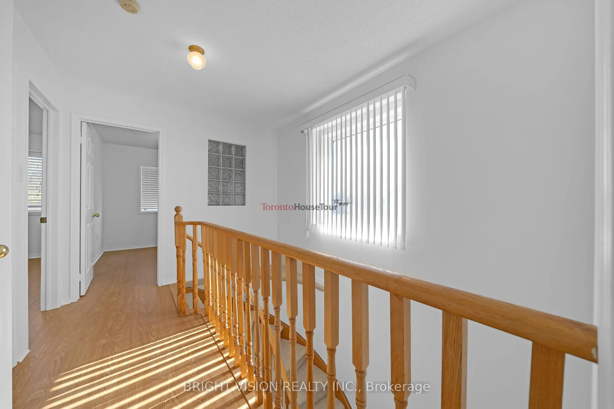 1543 Hummingbird Court
