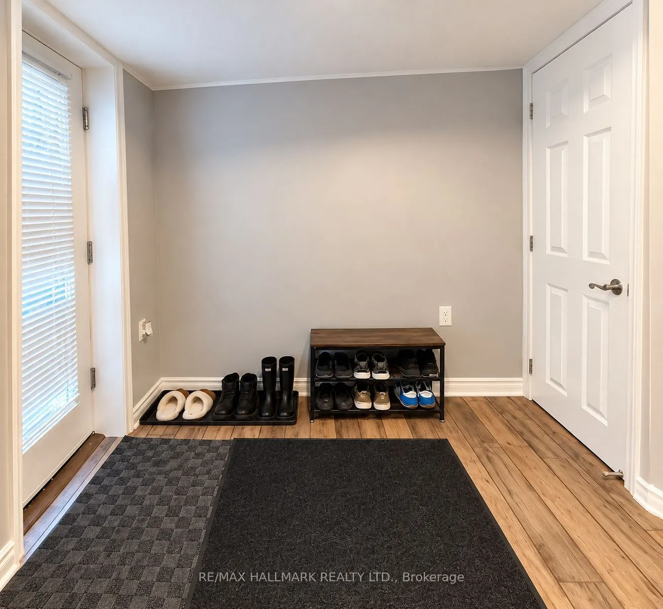 87 Invermarge Drive #Basement apt