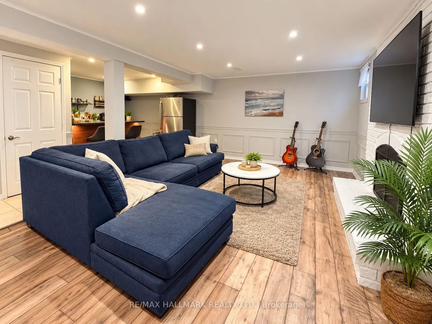 87 Invermarge Drive #Basement apt