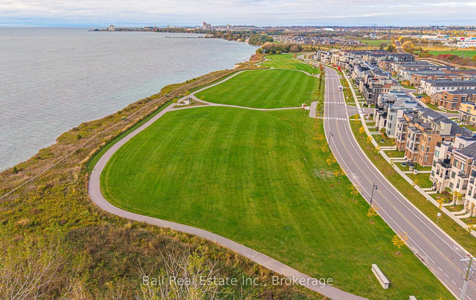 26D Lookout Drive #13