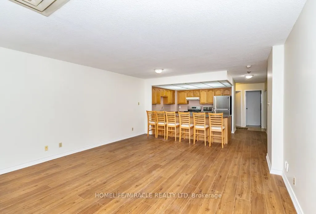 8 Silver bell Grove #102