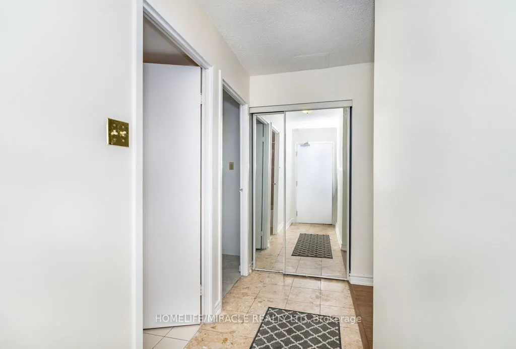 8 Silver bell Grove #102