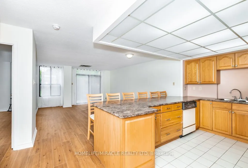 8 Silver bell Grove #102
