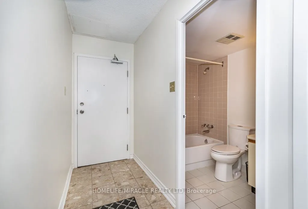 8 Silver bell Grove #102