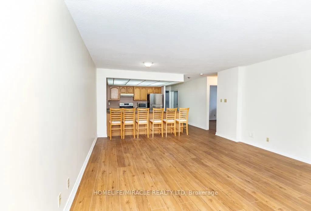 8 Silver bell Grove #102