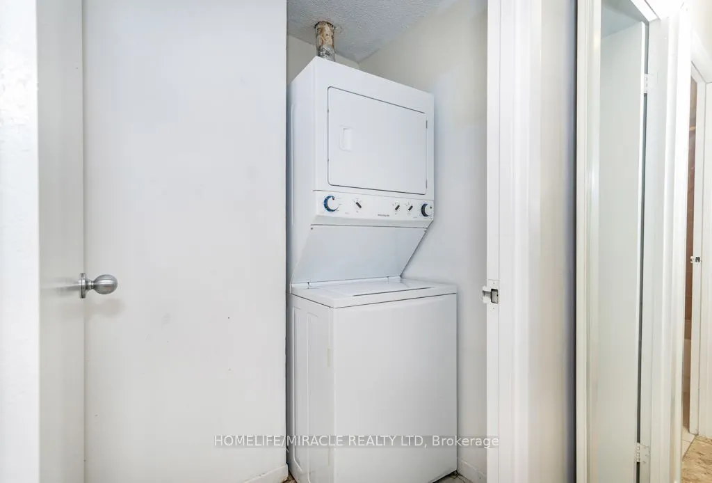 8 Silver bell Grove #102