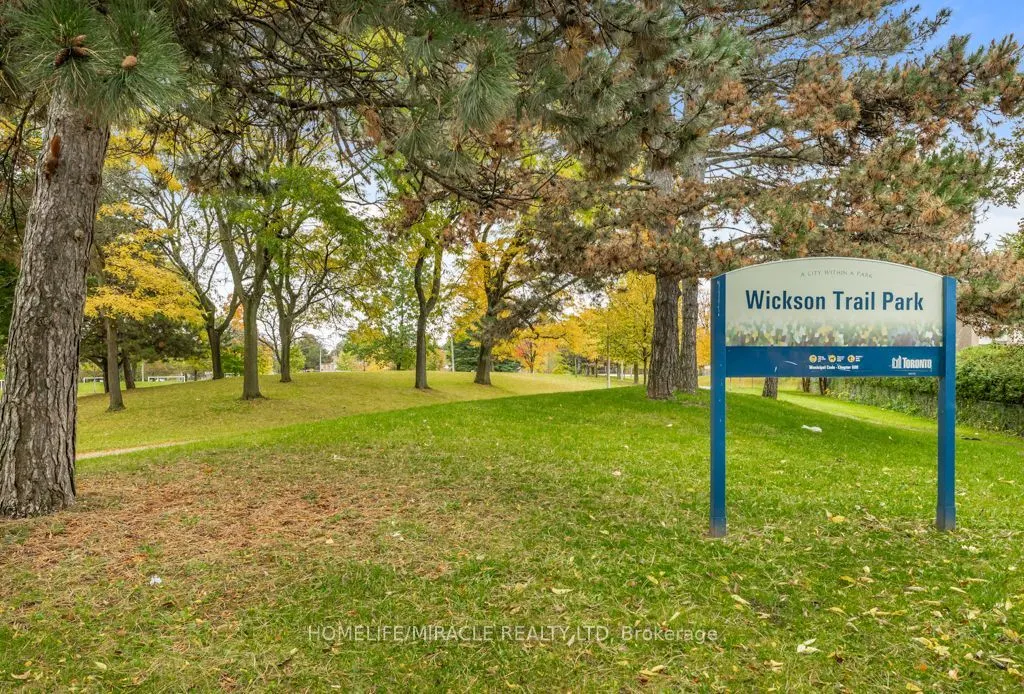 8 Silver bell Grove #102
