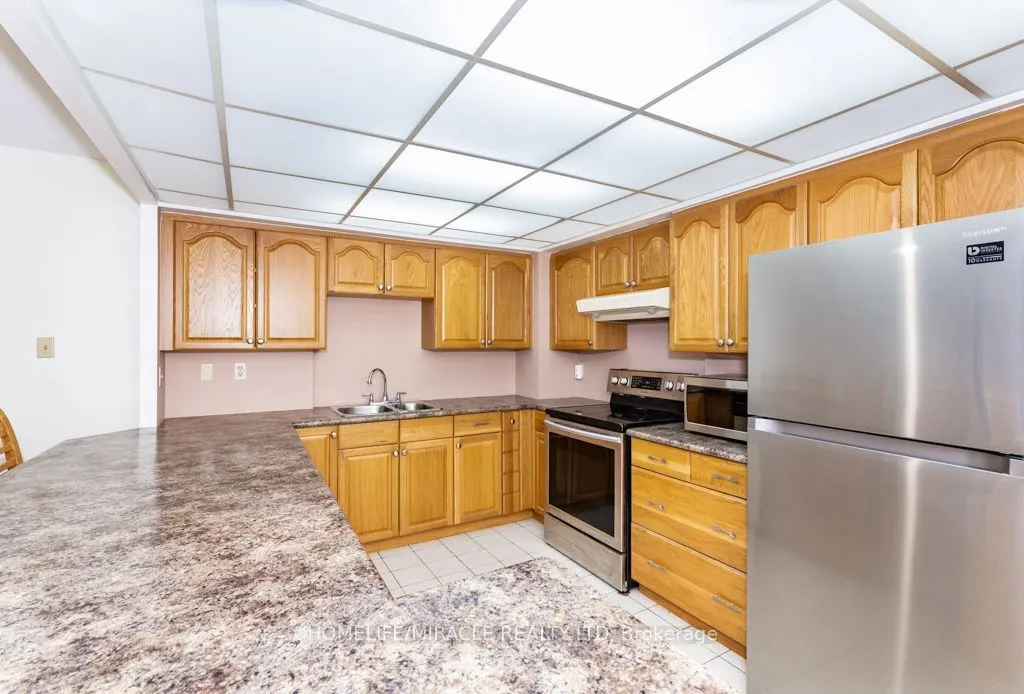 8 Silver bell Grove #102