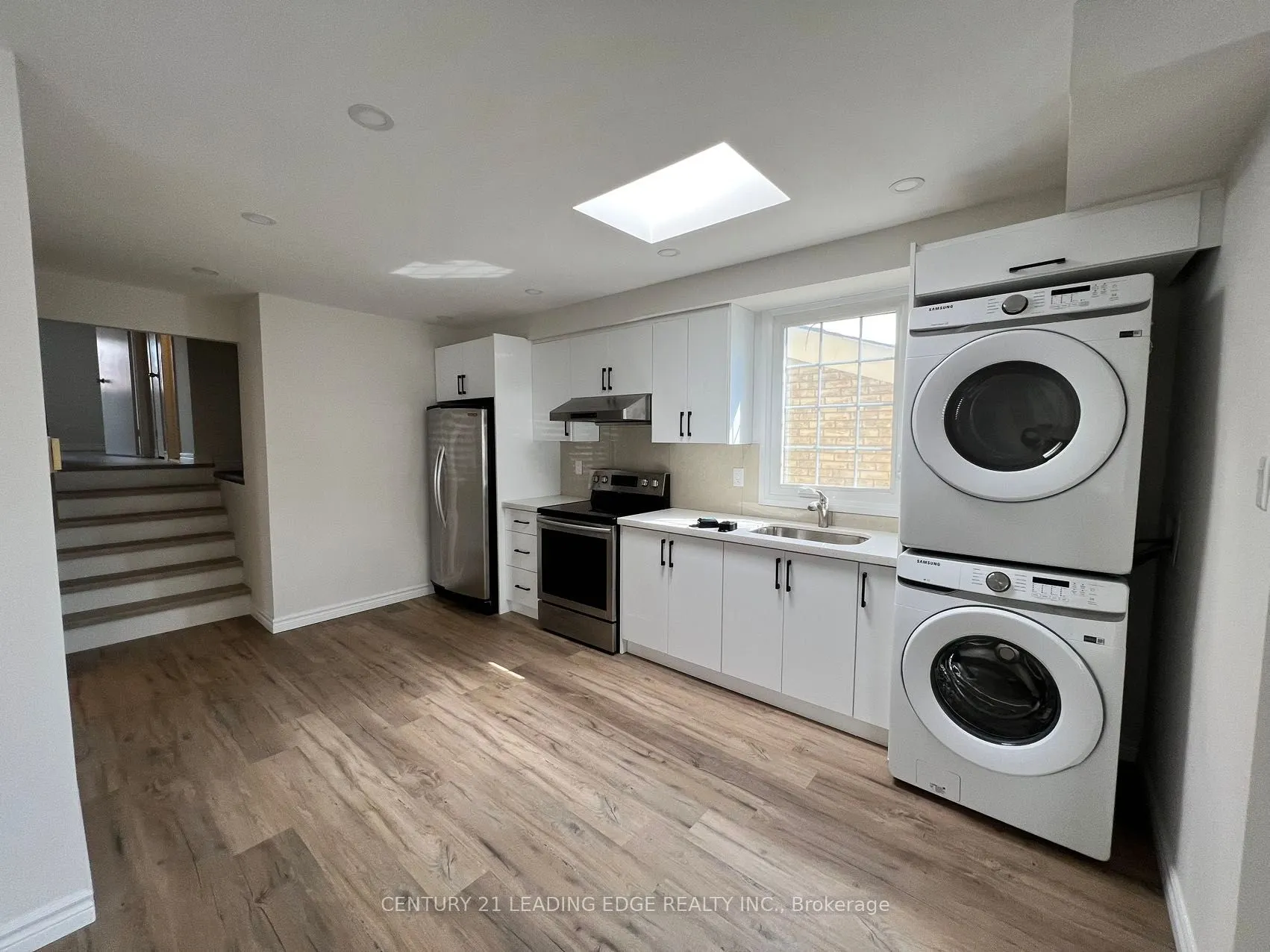 87 Dunmail Drive #UPPER