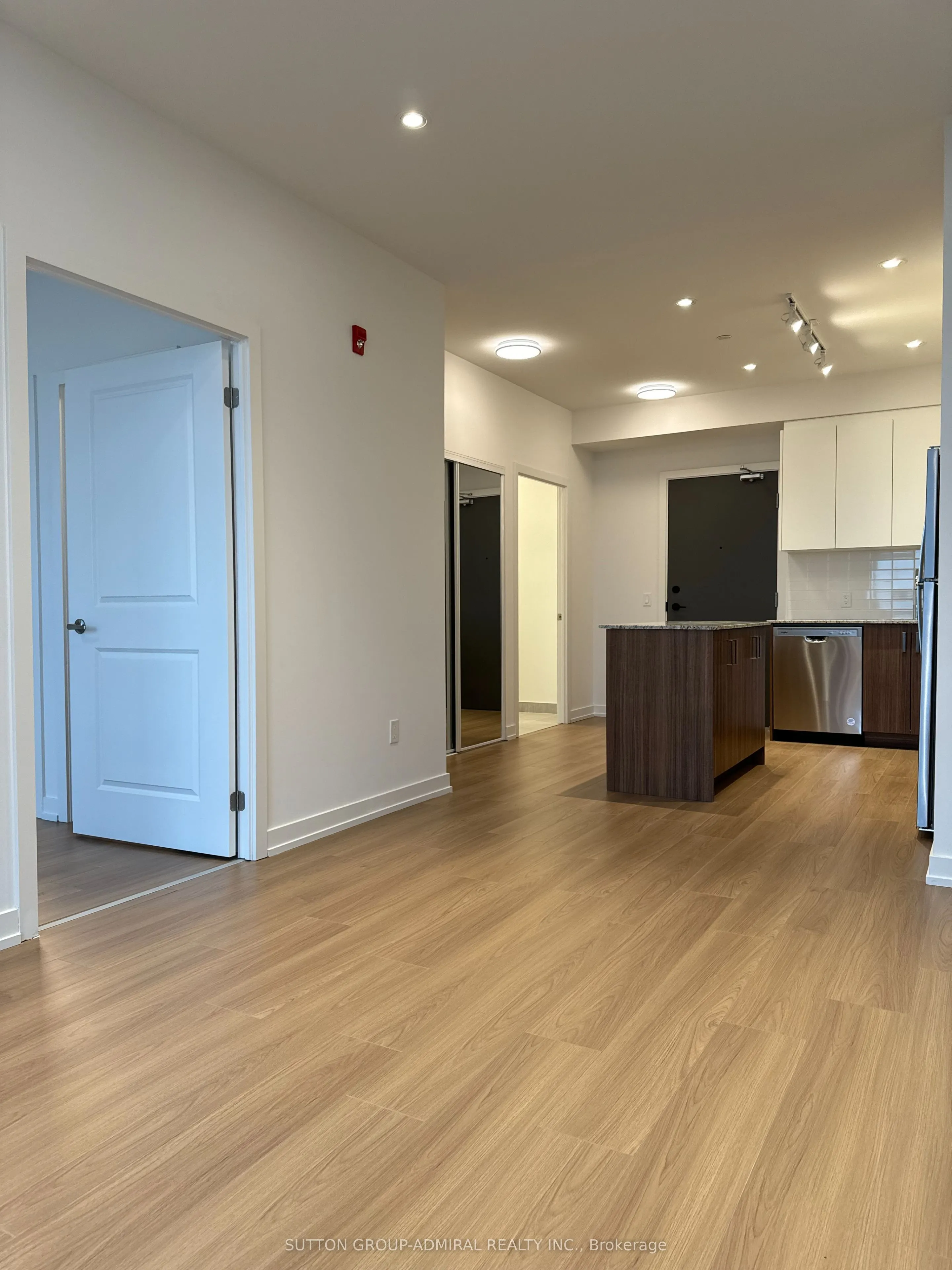 1010 Dundas Street E #514