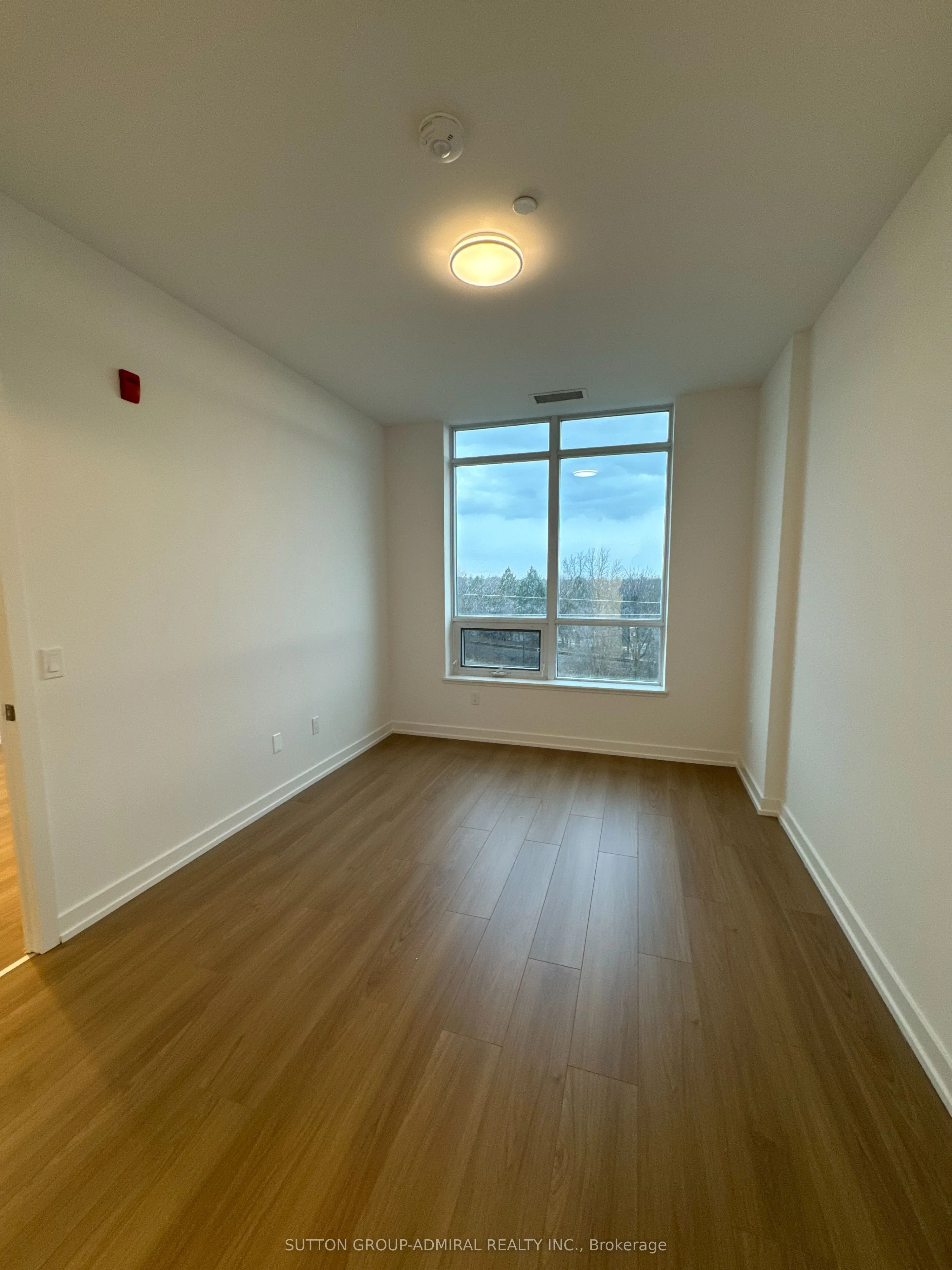 1010 Dundas Street E #514
