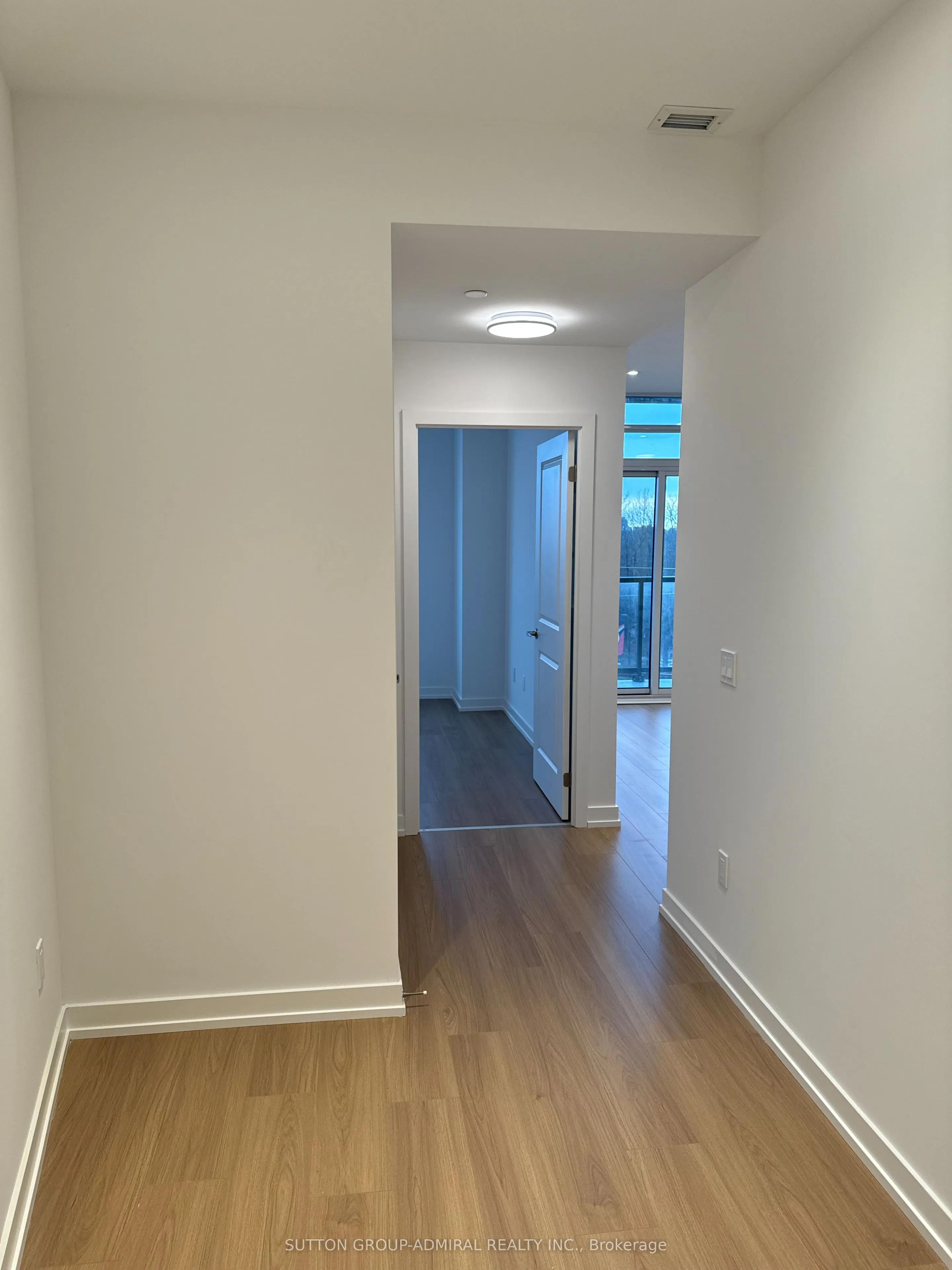 1010 Dundas Street E #514