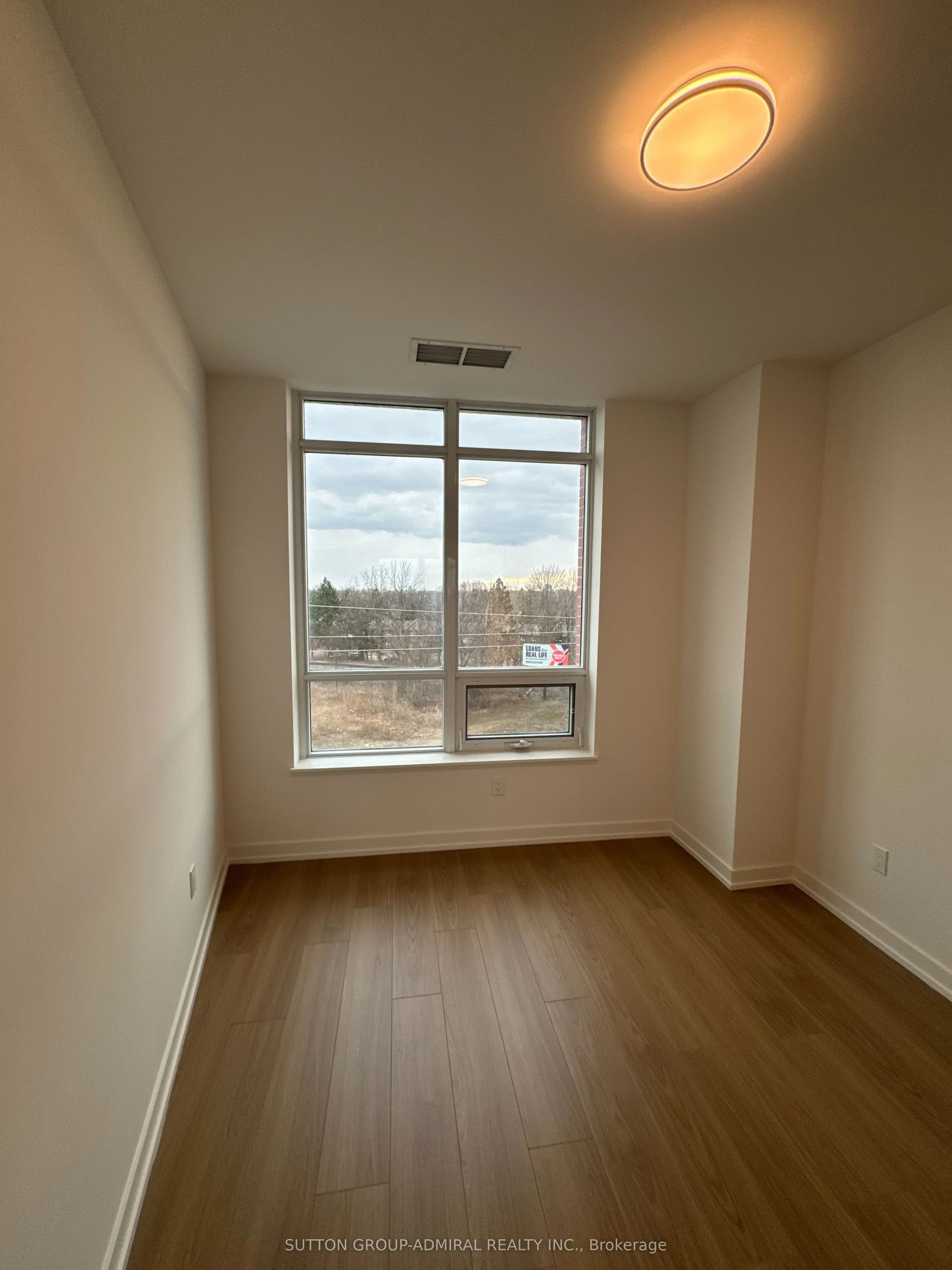 1010 Dundas Street E #514