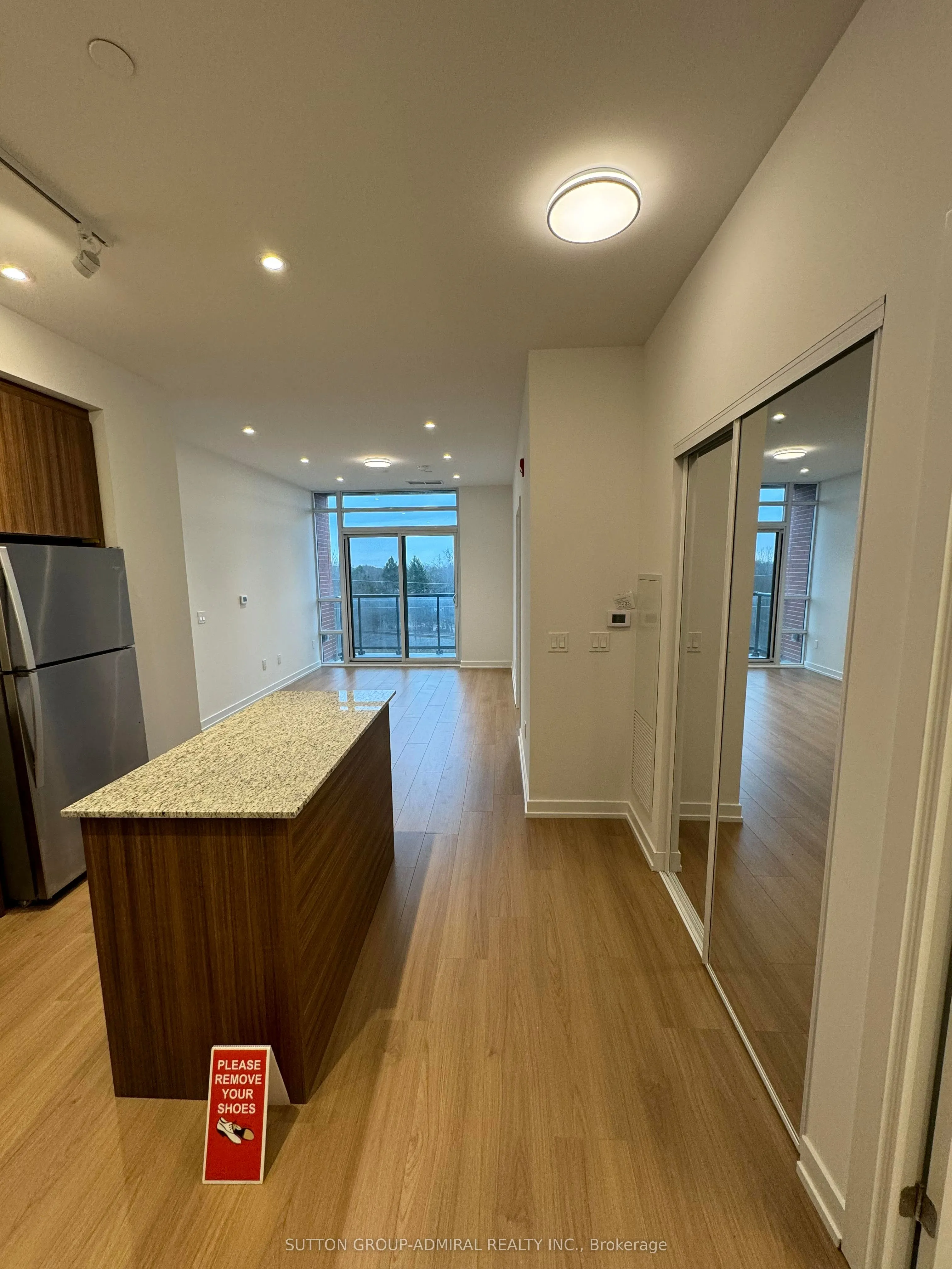 1010 Dundas Street E #514