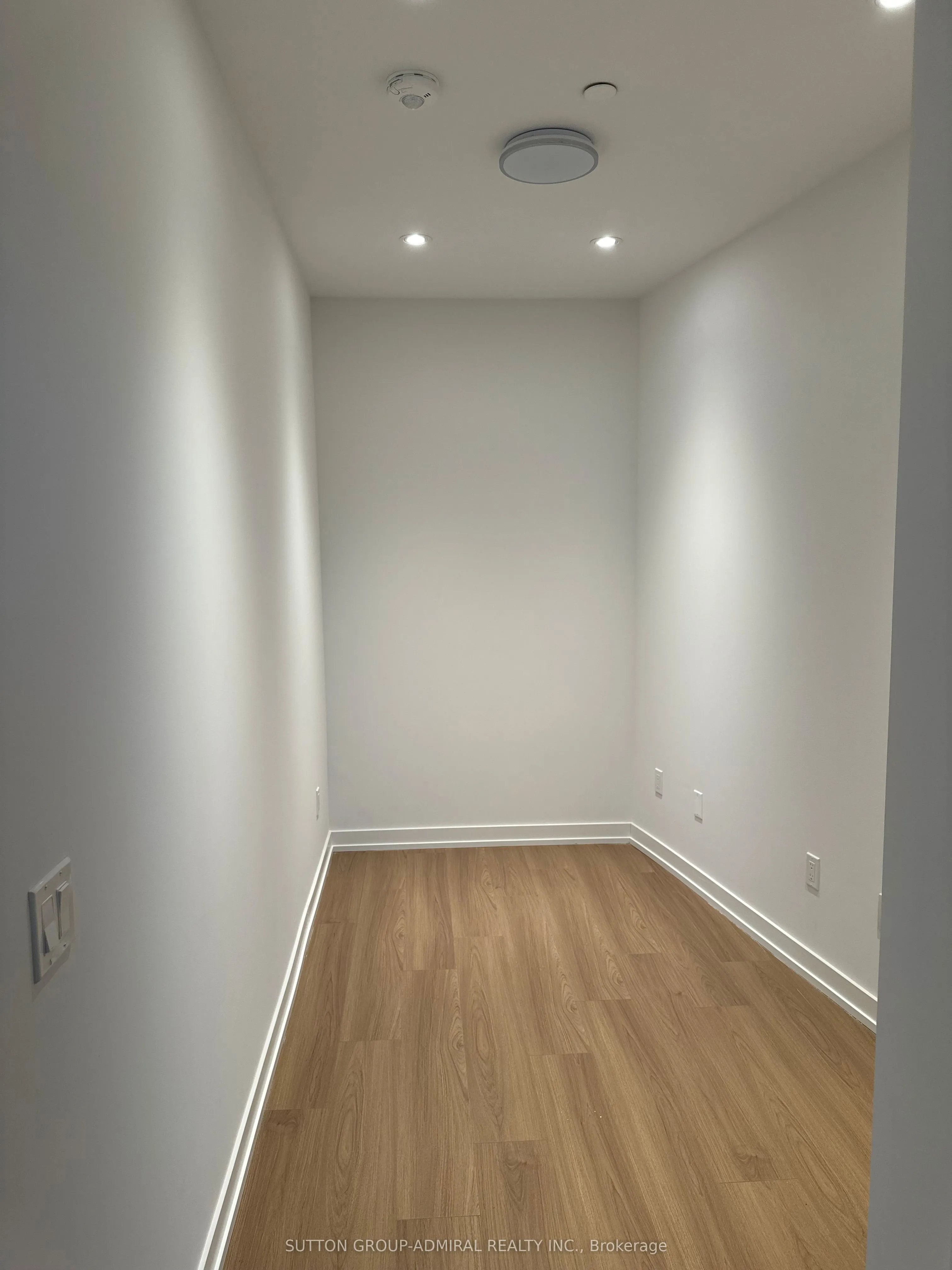 1010 Dundas Street E #514