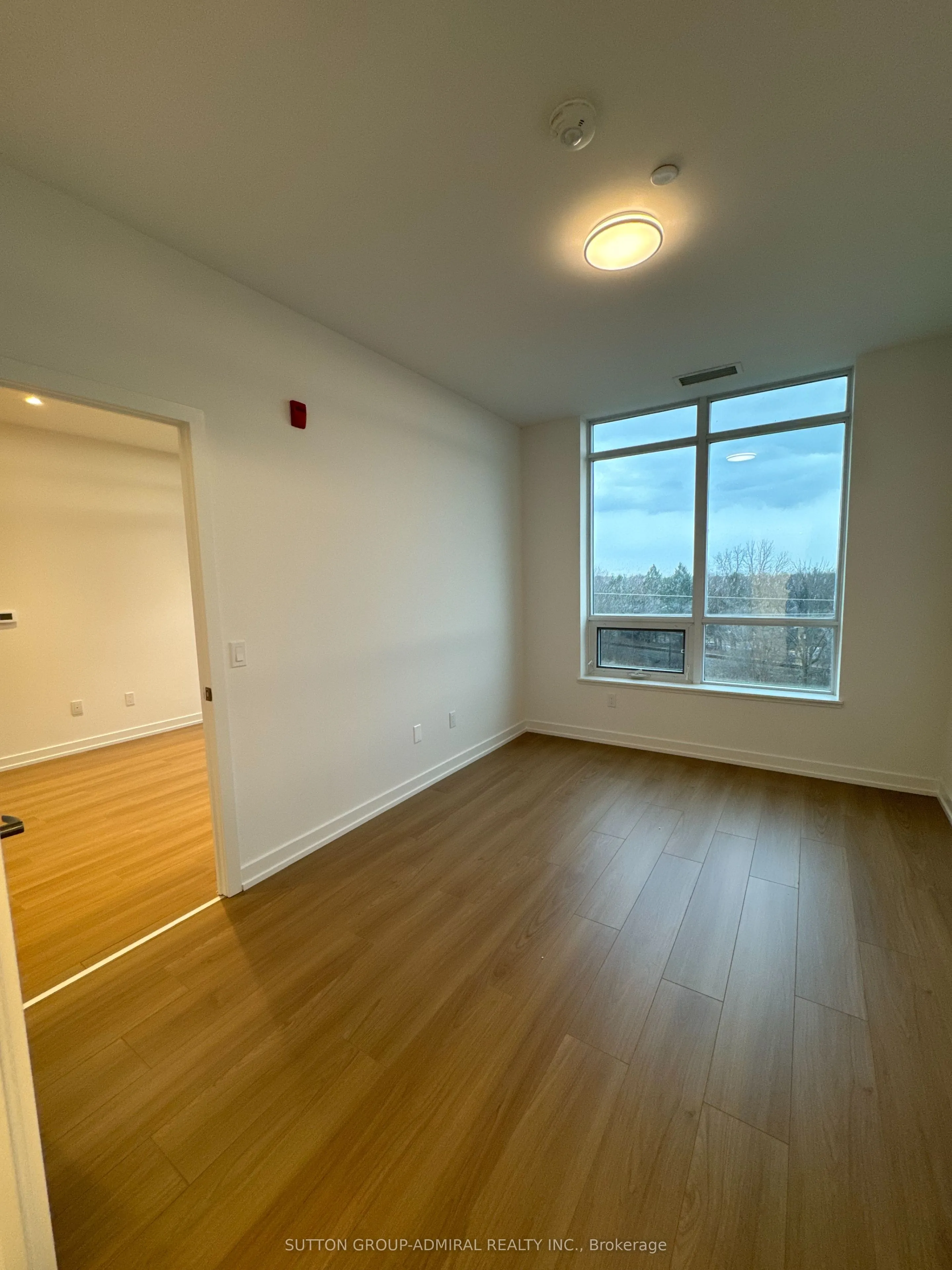 1010 Dundas Street E #514