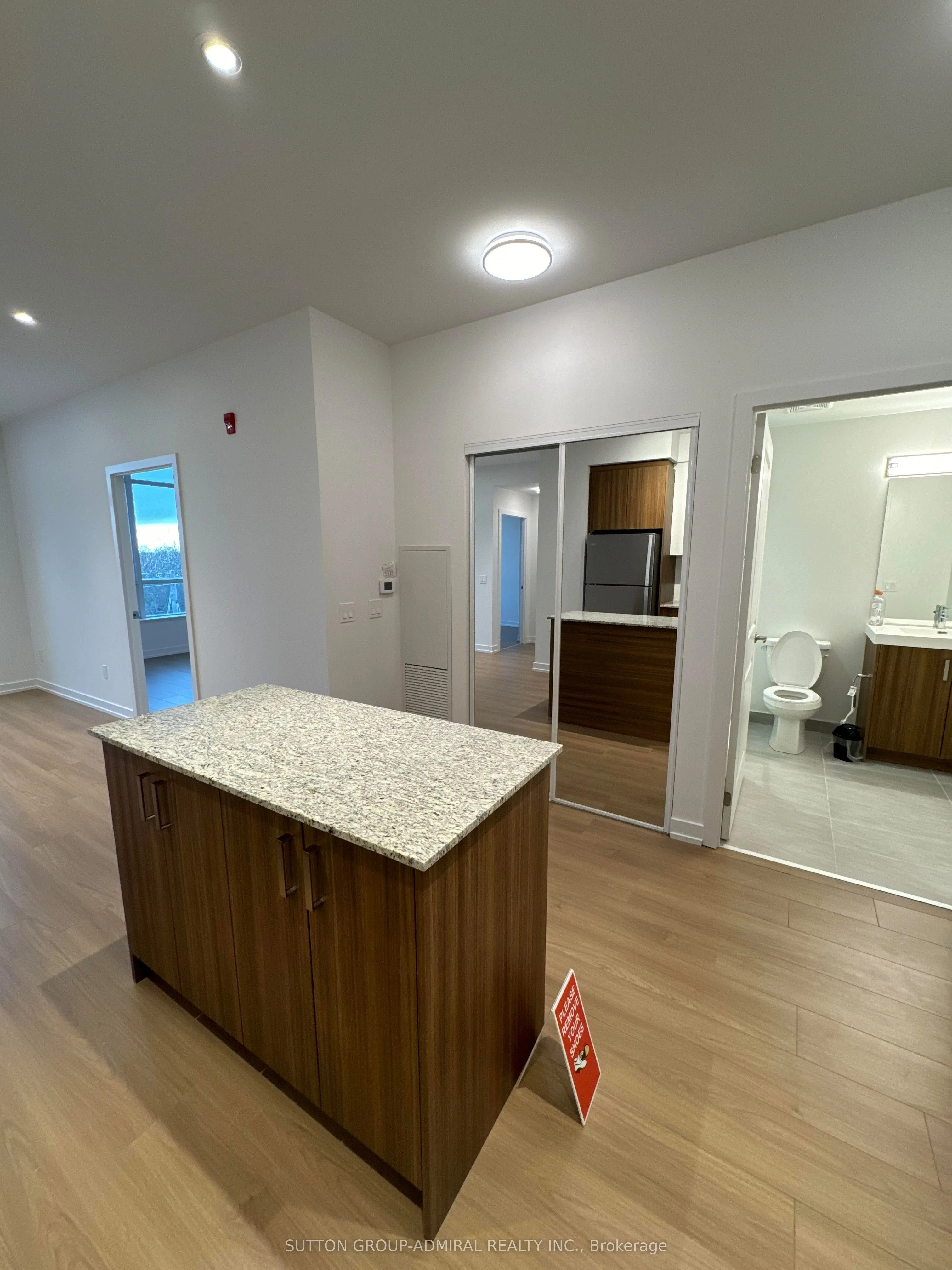 1010 Dundas Street E #514