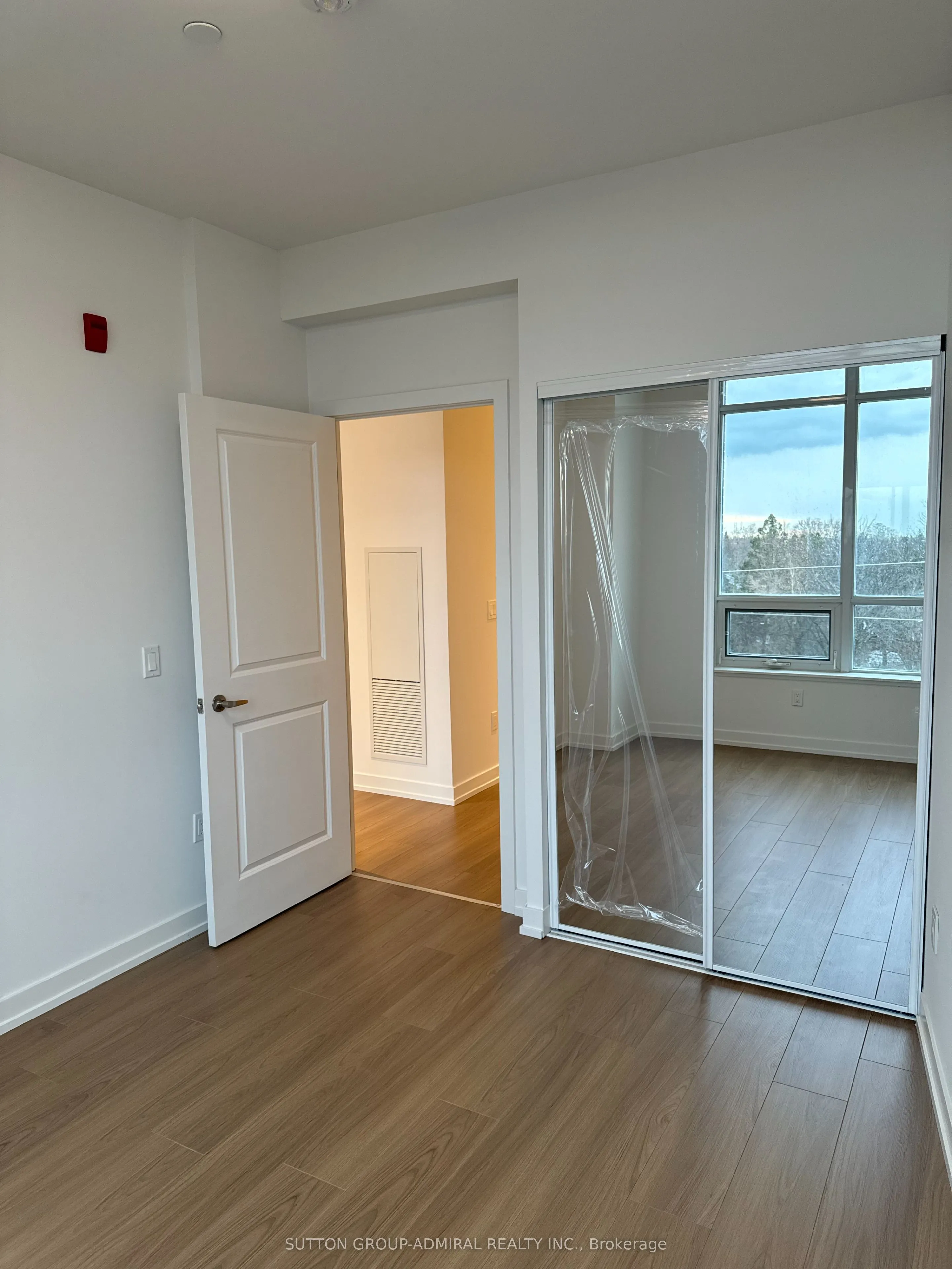 1010 Dundas Street E #514