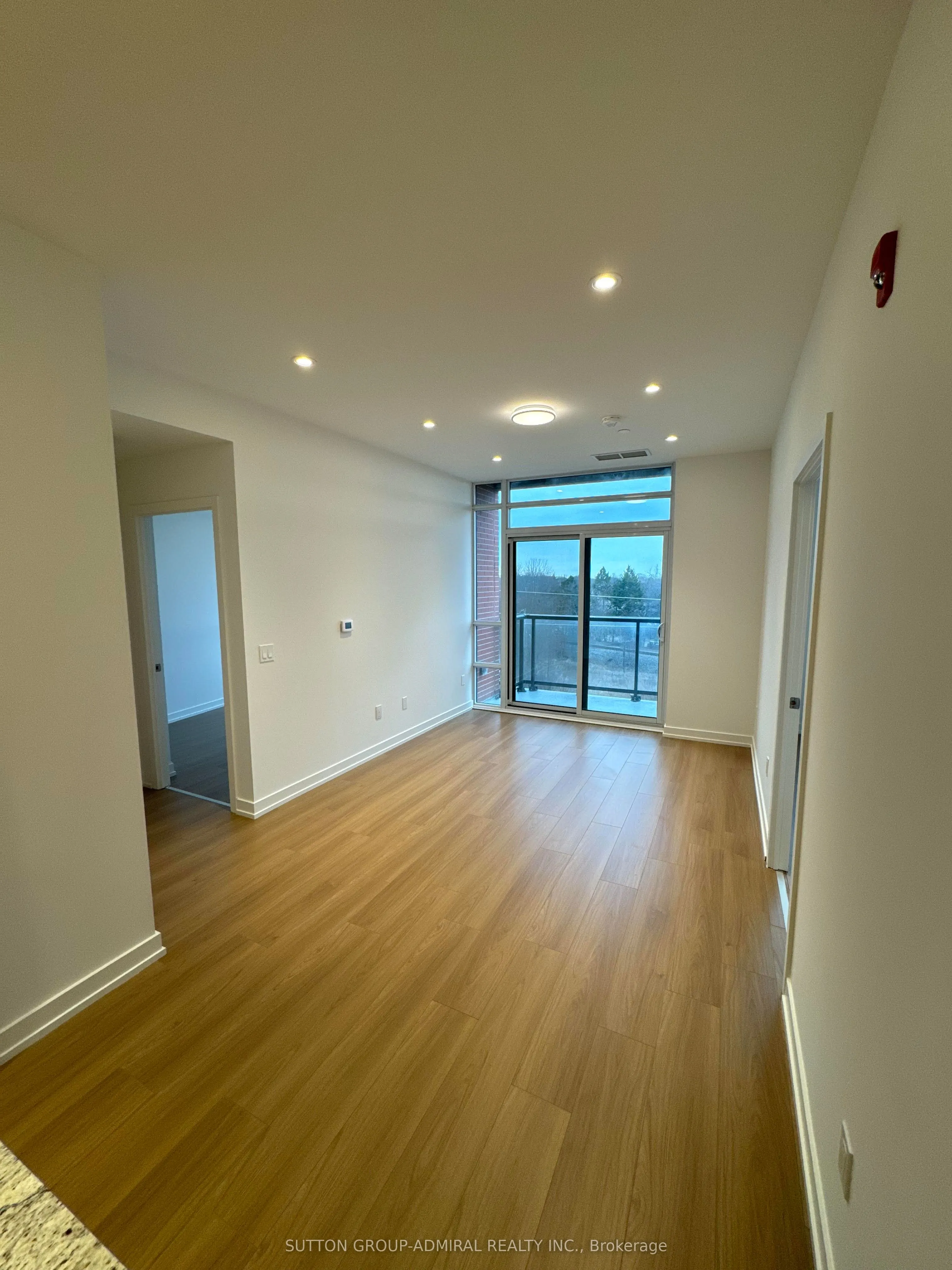 1010 Dundas Street E #514
