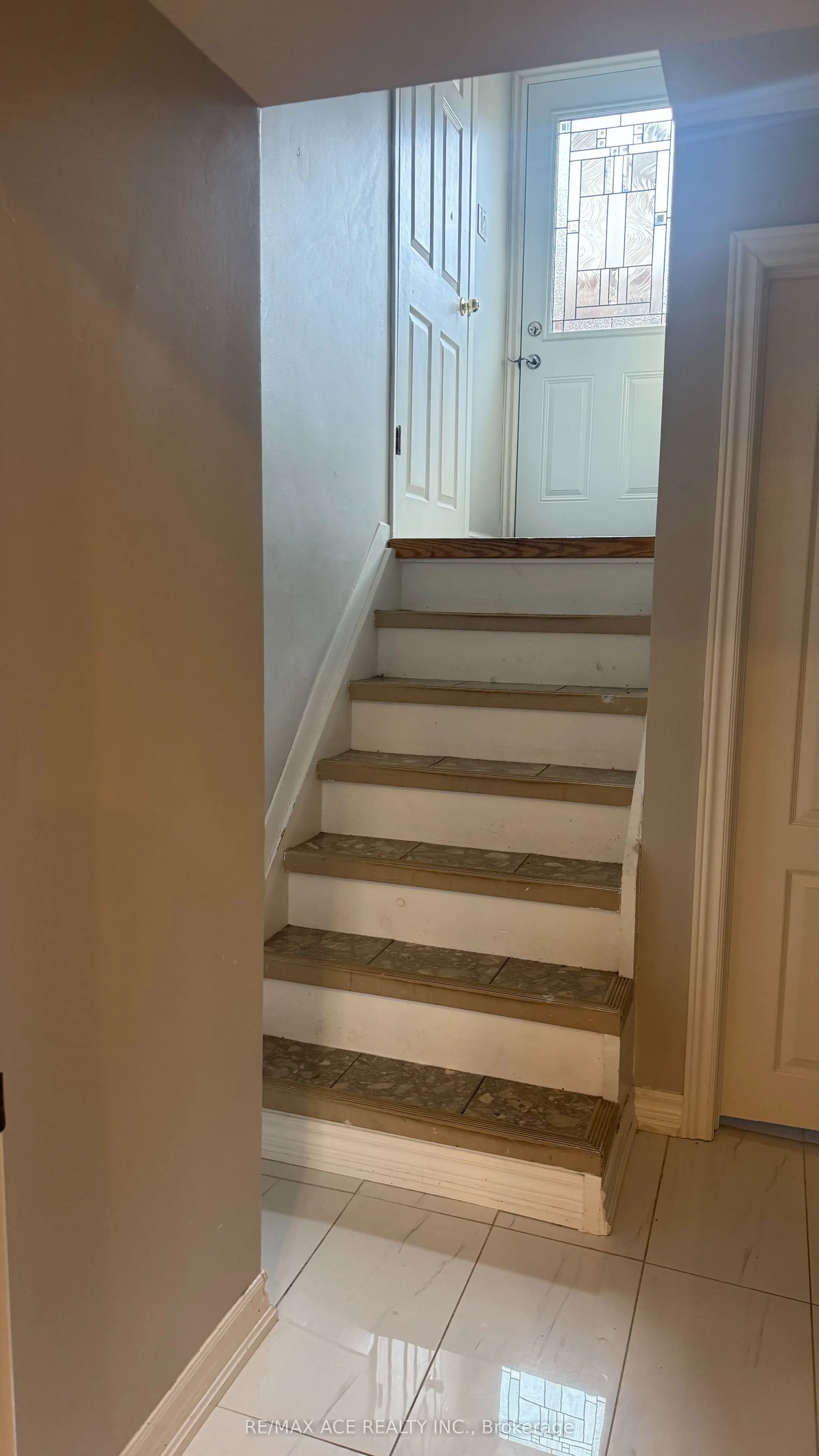 92 Felicity Drive #Bsmt