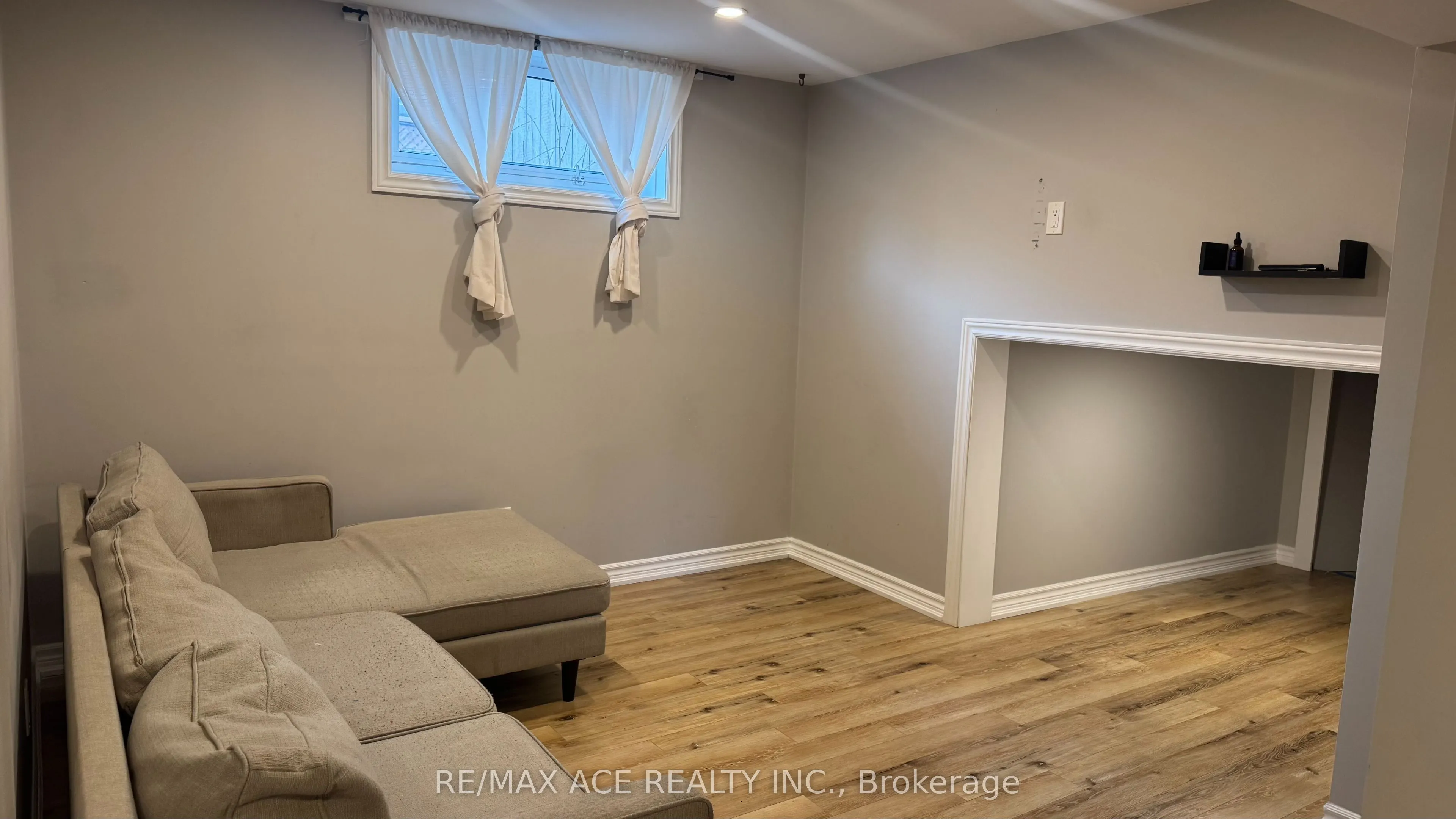 92 Felicity Drive #Bsmt