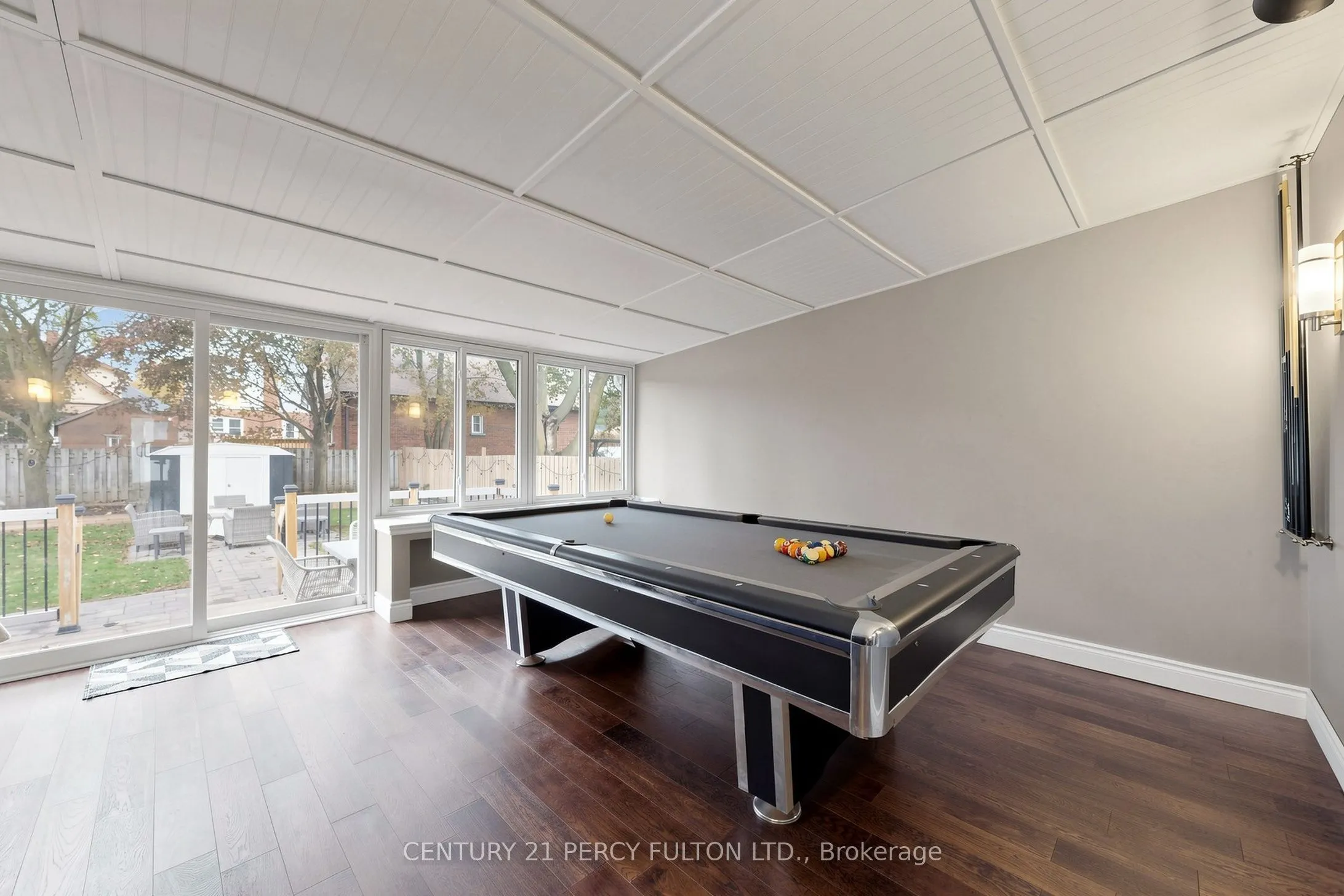 76 Arlington Avenue