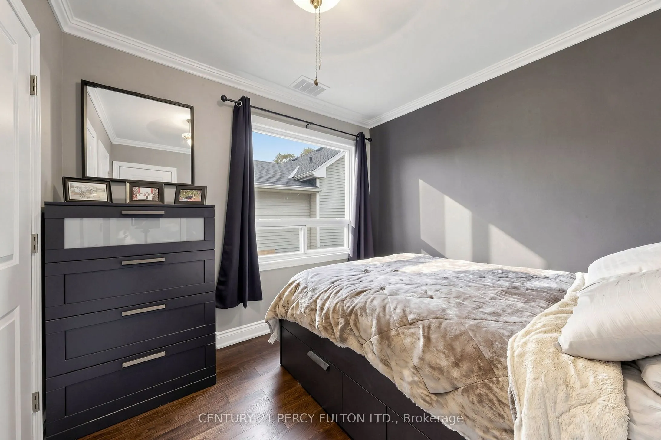 76 Arlington Avenue
