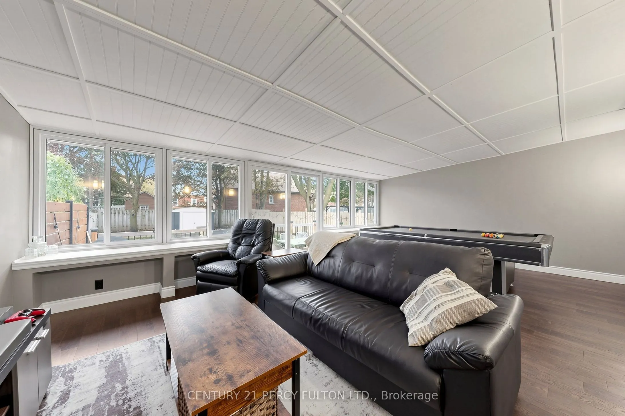 76 Arlington Avenue