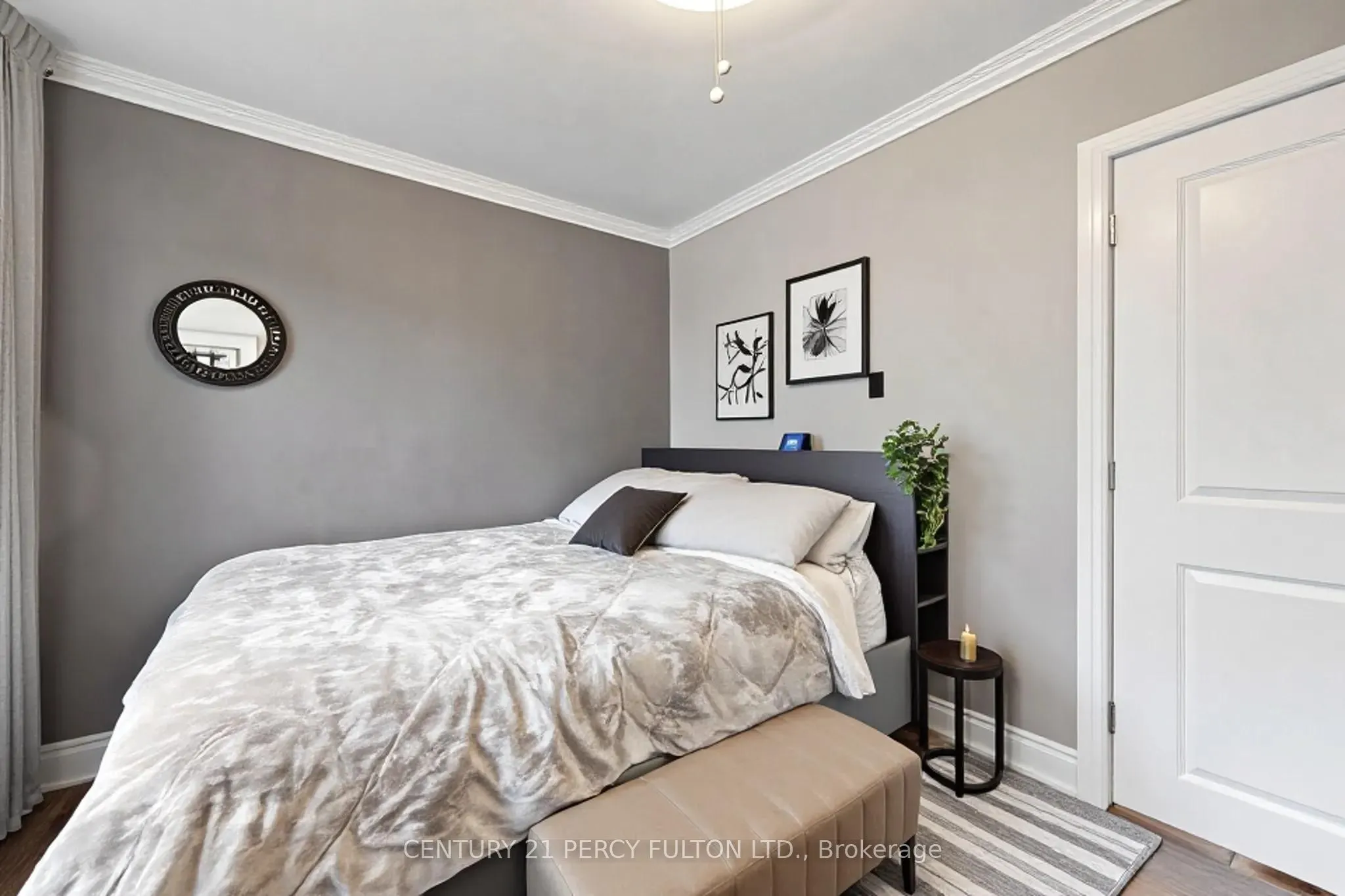 76 Arlington Avenue