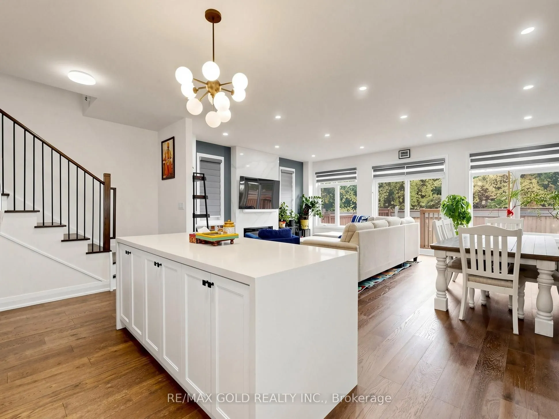 77 Chelliah Court
