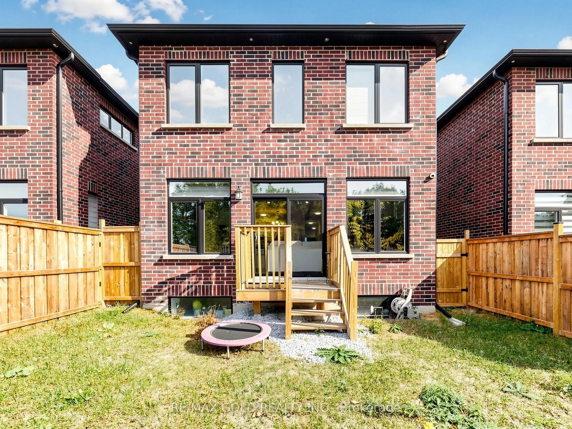 77 Chelliah Court