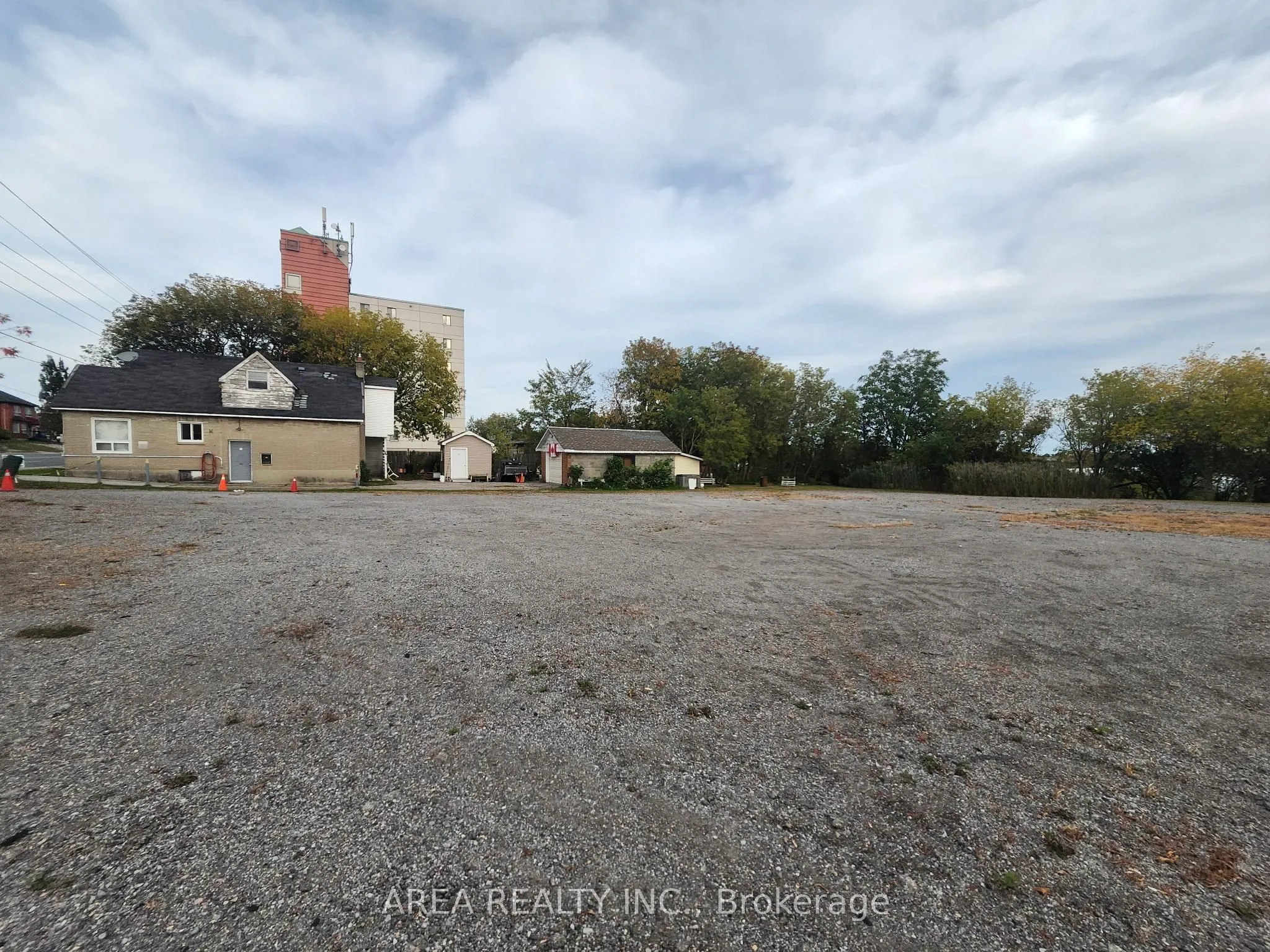 245-255 Bloor Street W