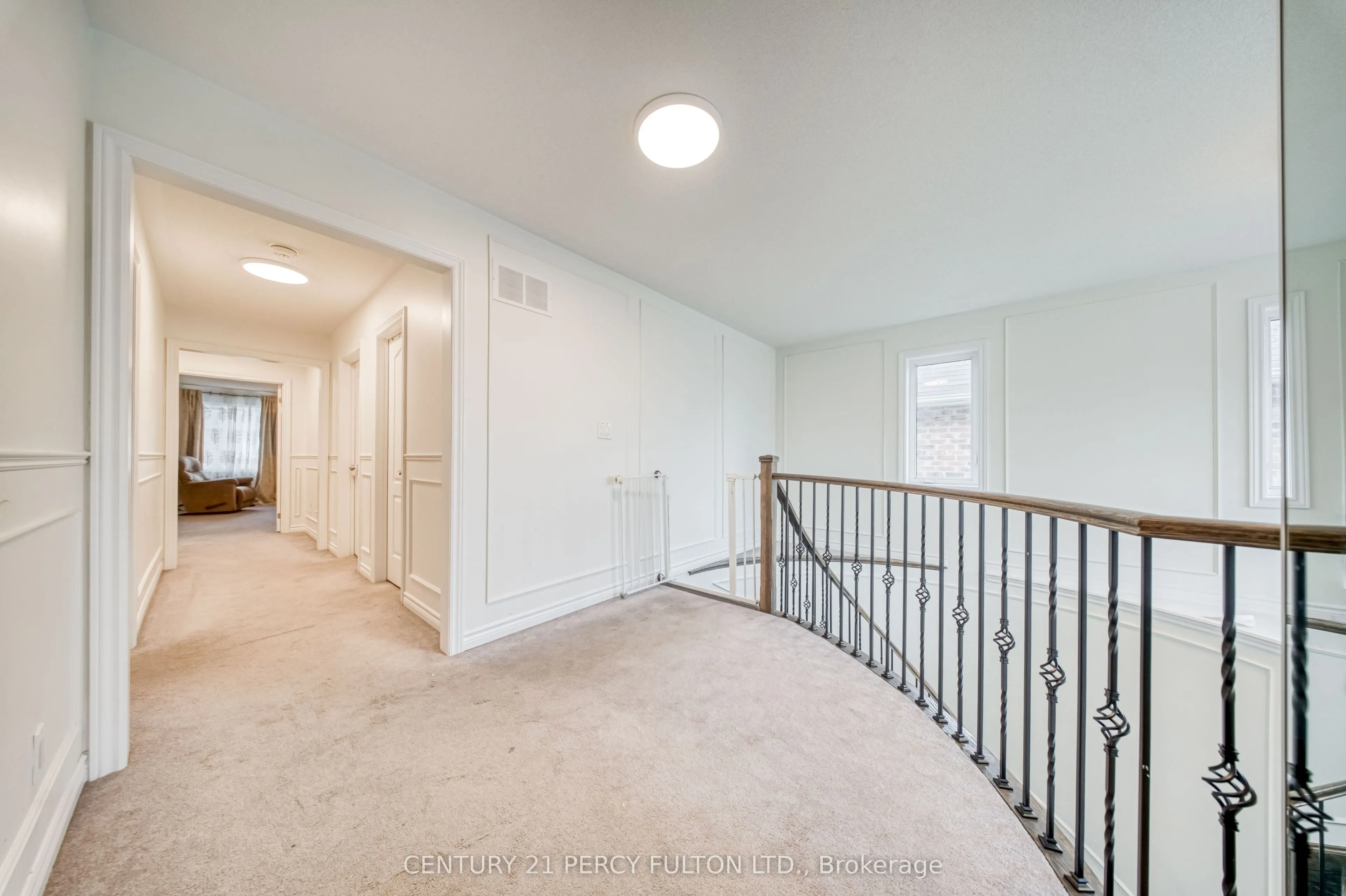 937 Greenhill Avenue