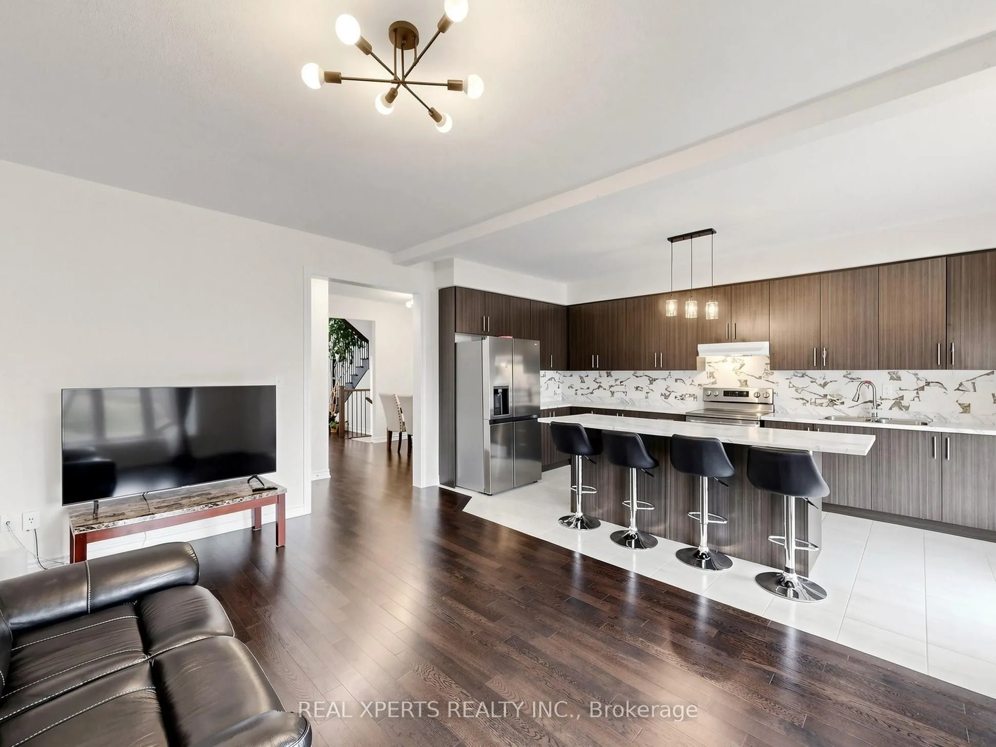 1129 Cameo Street
